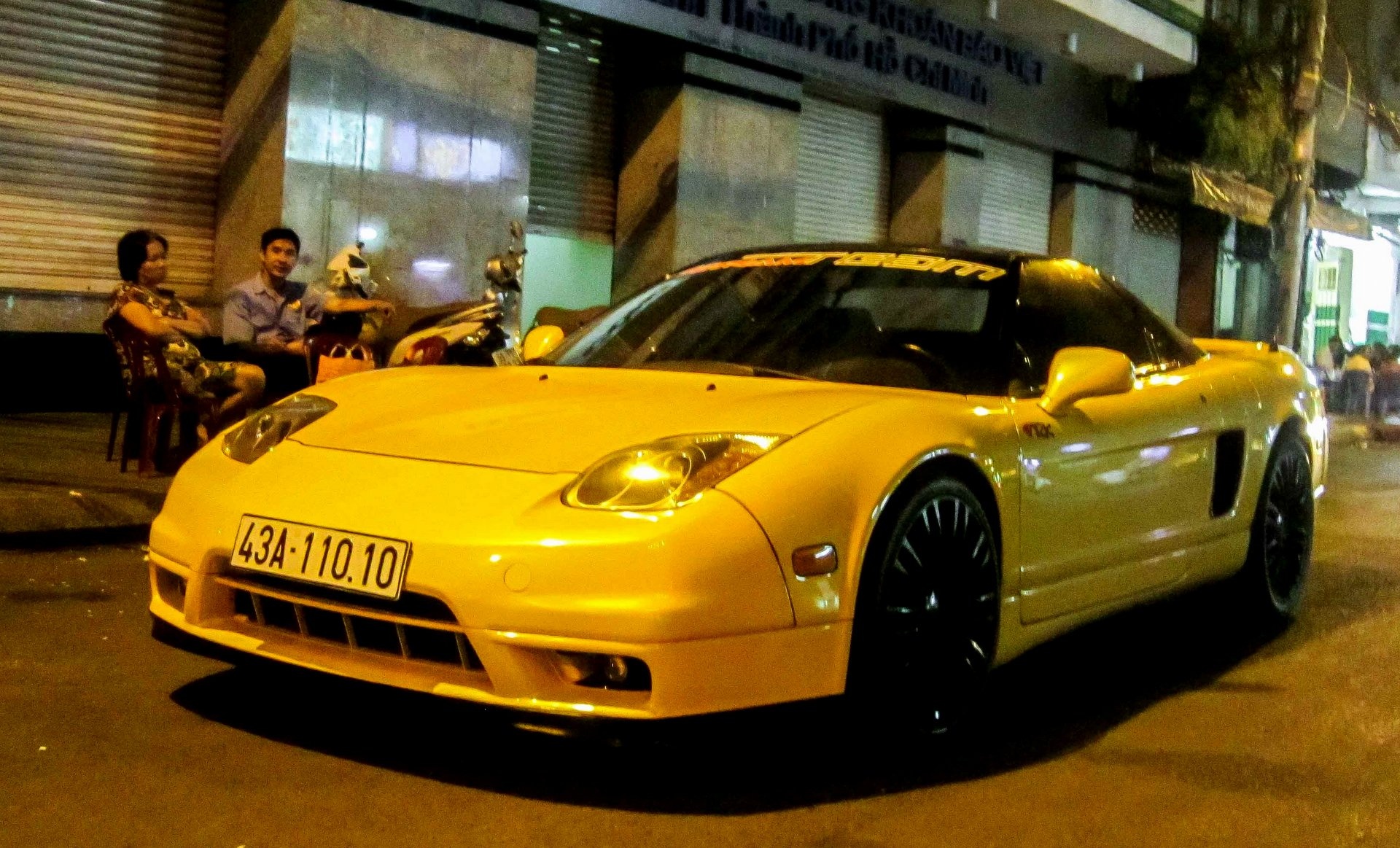 Xe the thao hang doc Acura NSX tai xuat tai Sai Gon hinh anh