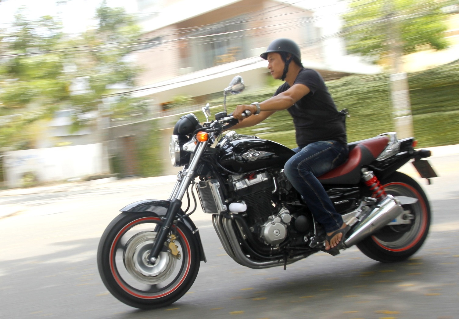 Honda X4 1.300 phan khoi hang doc tai Viet Nam hinh anh