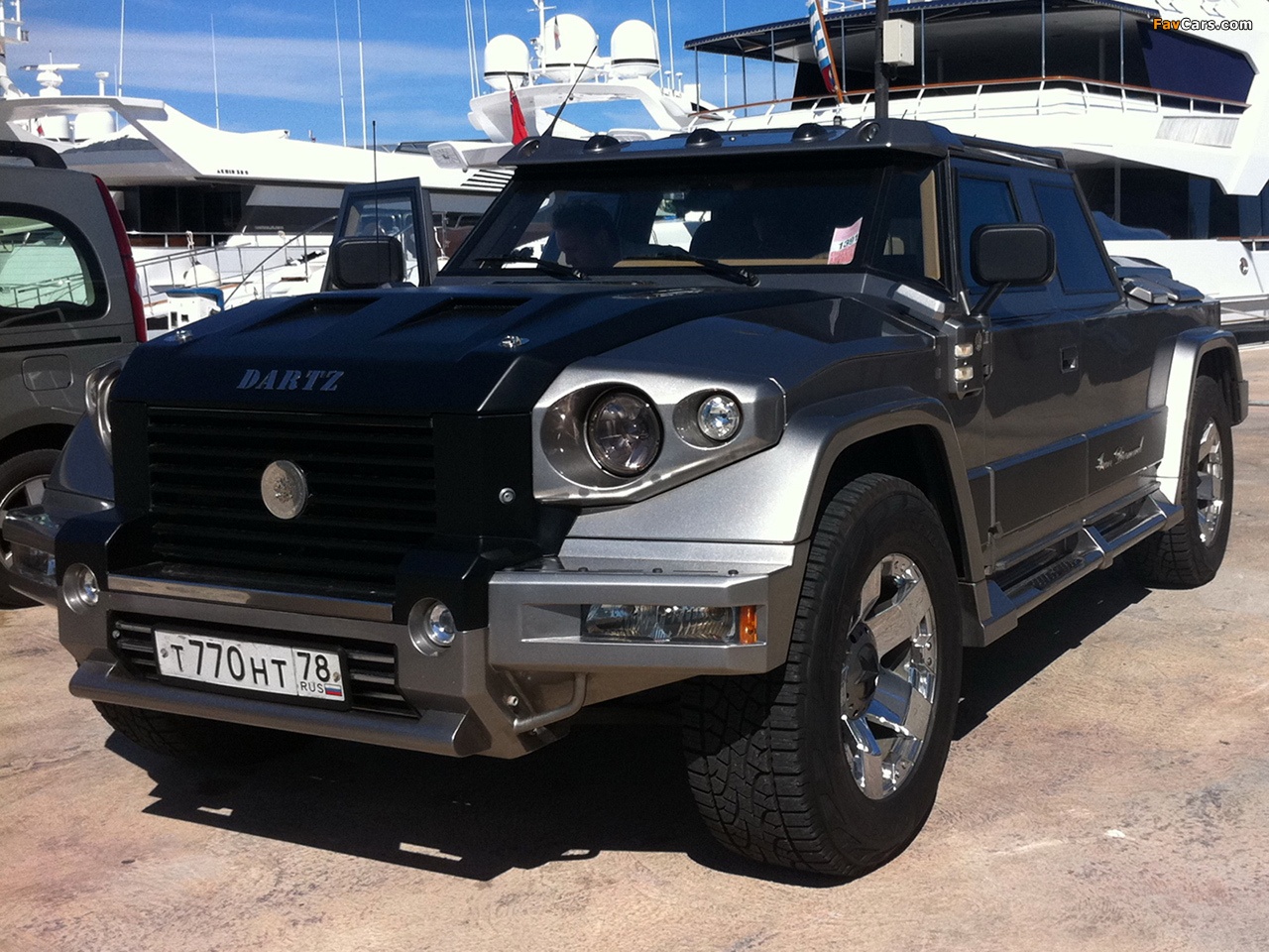 5 chiec SUV dat nhat the gioi hinh anh