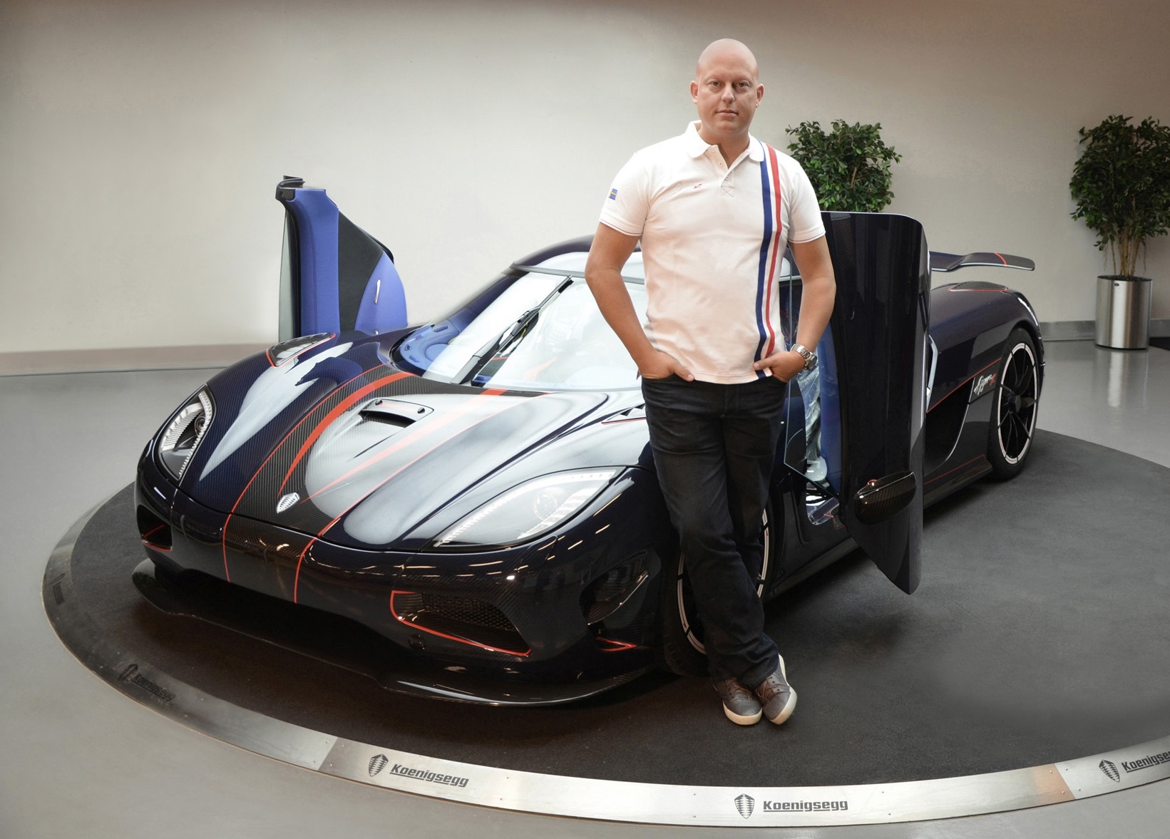 Gia the it nguoi biet cua chu hang sieu xe Koenigsegg hinh anh