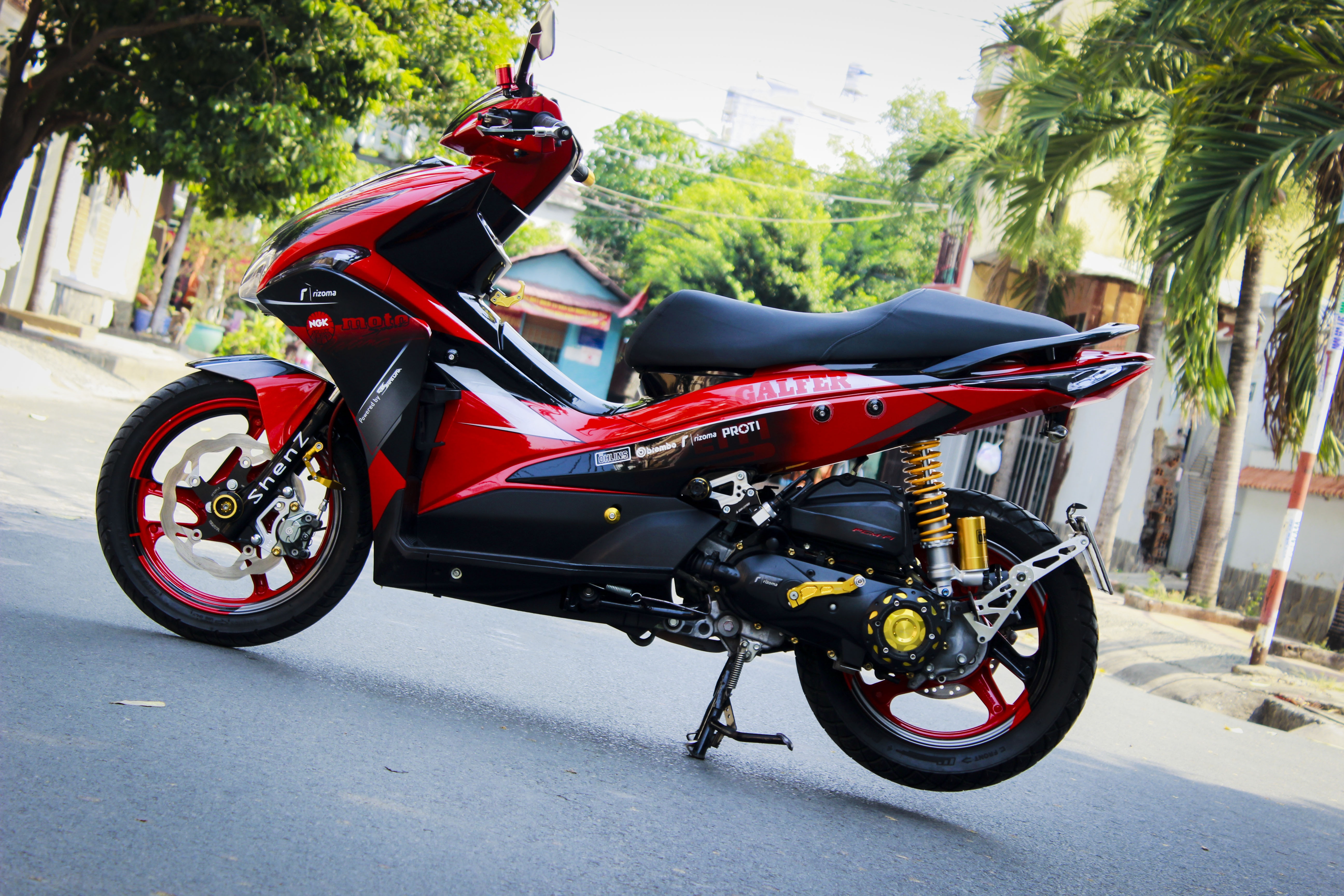 Honda Air Blade len do choi hang hieu noi bat o Sai Gon hinh anh