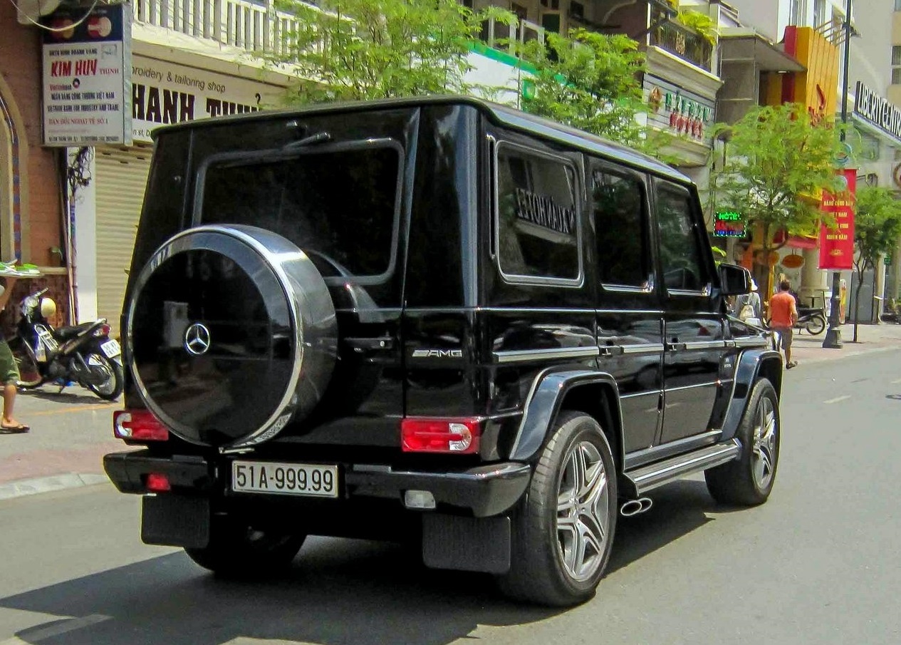 Hang doc Mercedes G63 bien ngu quy 9 o Sai Gon hinh anh