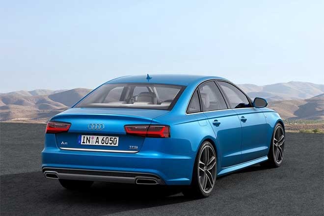 Lưới tản nhiệt, cản xe và ống xả hình thang cũng được tút lại.