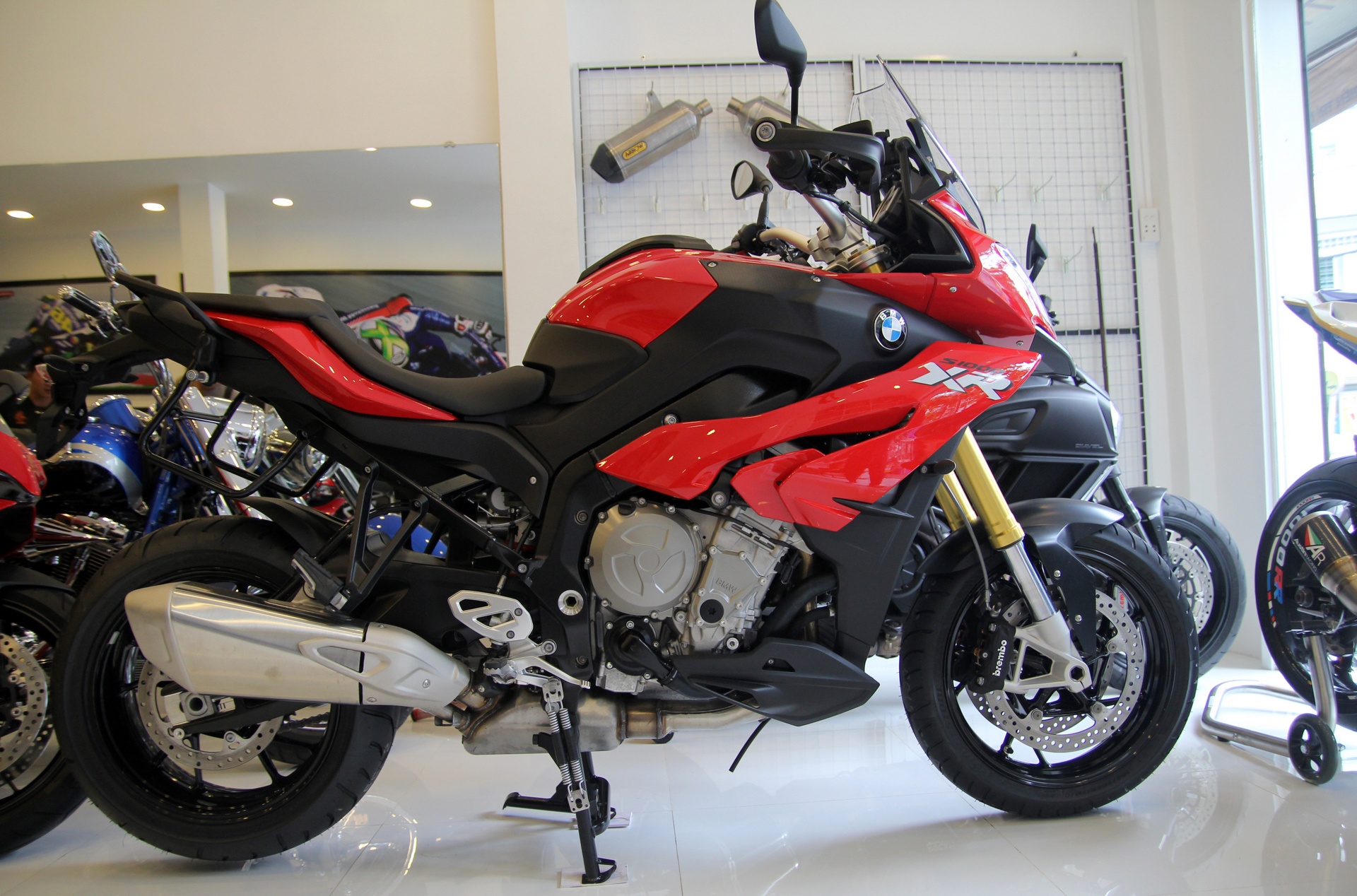 Xe phuot BMW S1000XR dau tien xuat hien tai VN hinh anh