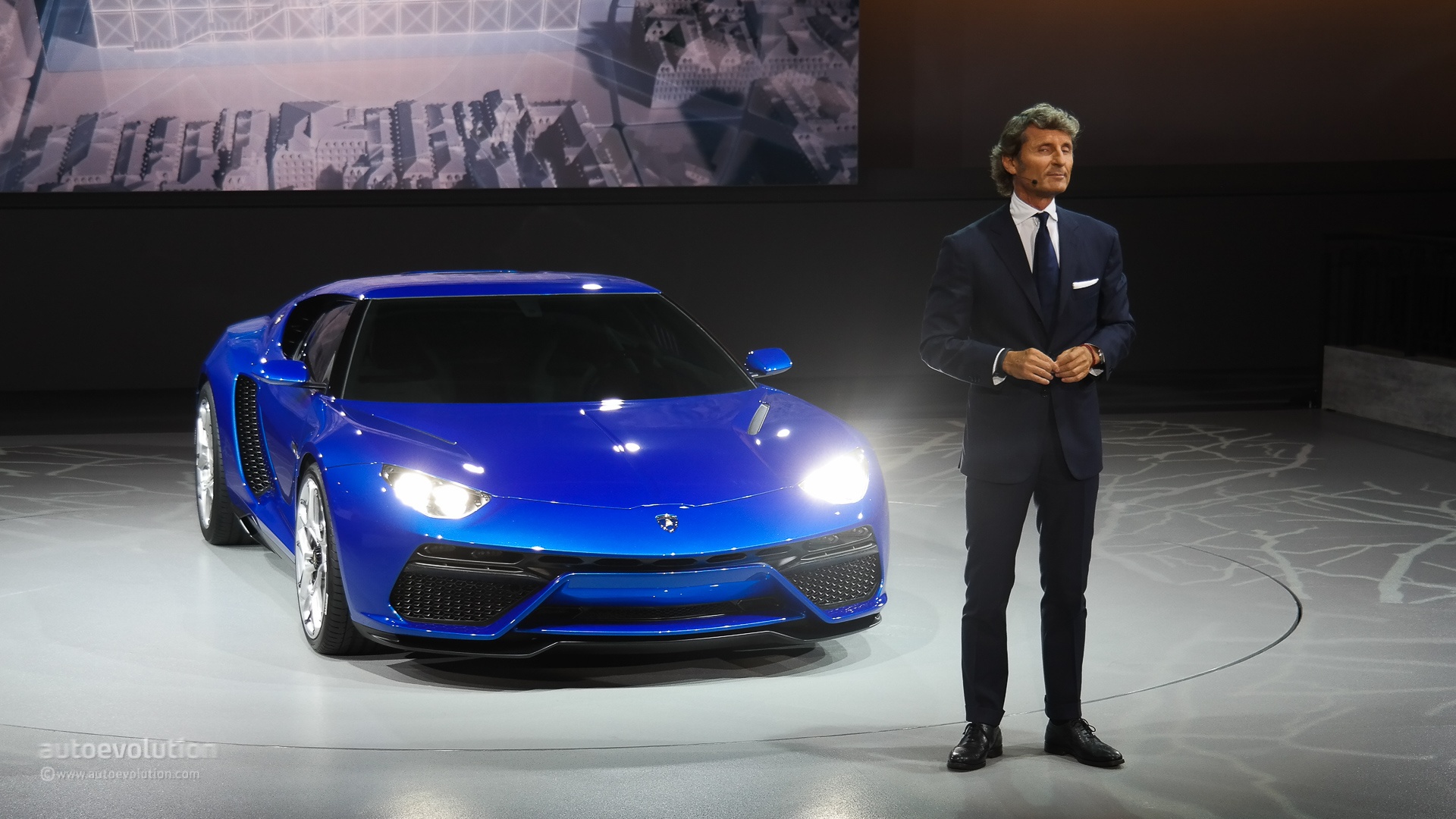 Lamborghini se khong san xuat sieu xe Asterion hinh anh