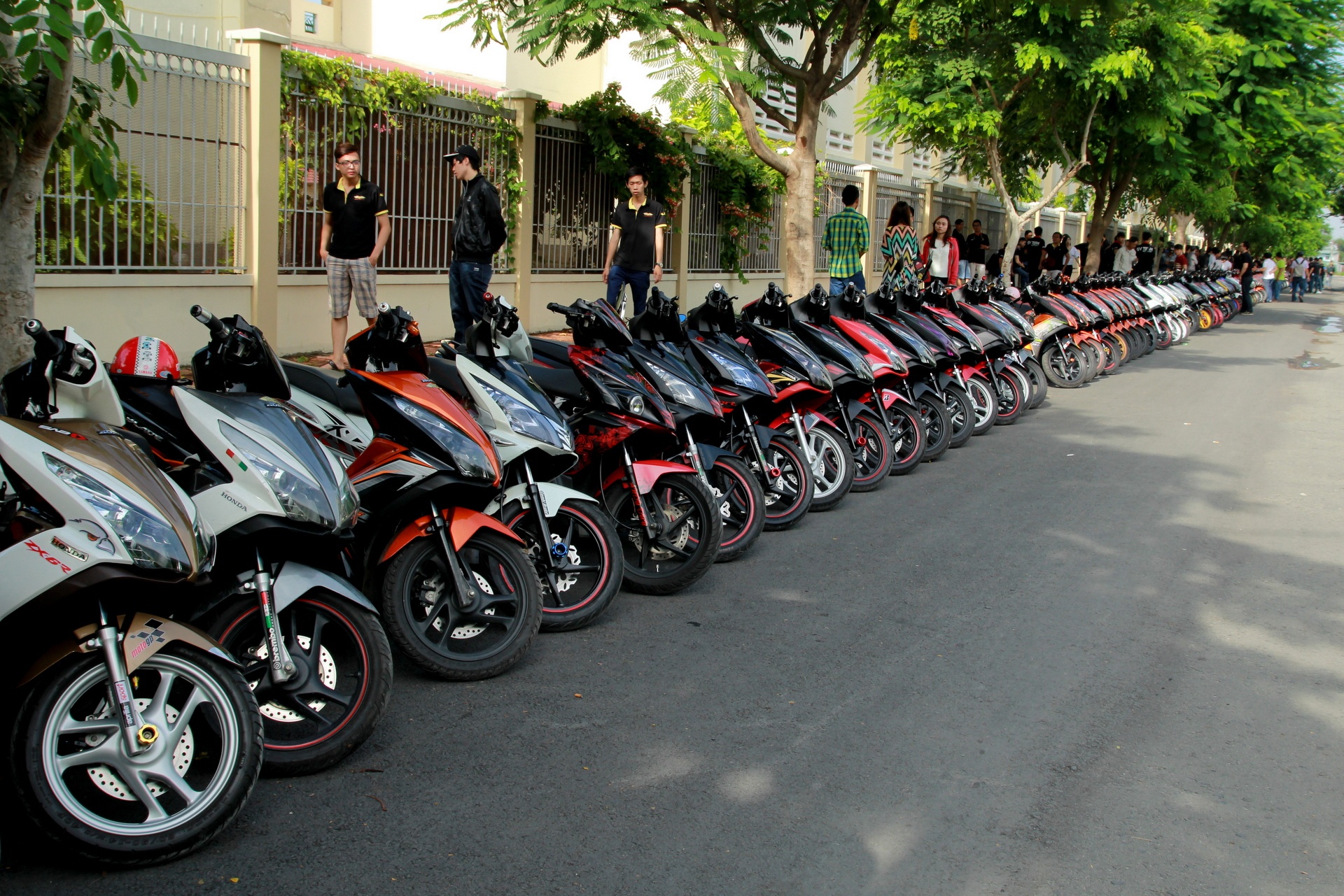 Gan 200 chiec Honda Air Blade hoi tu o Sai Gon hinh anh