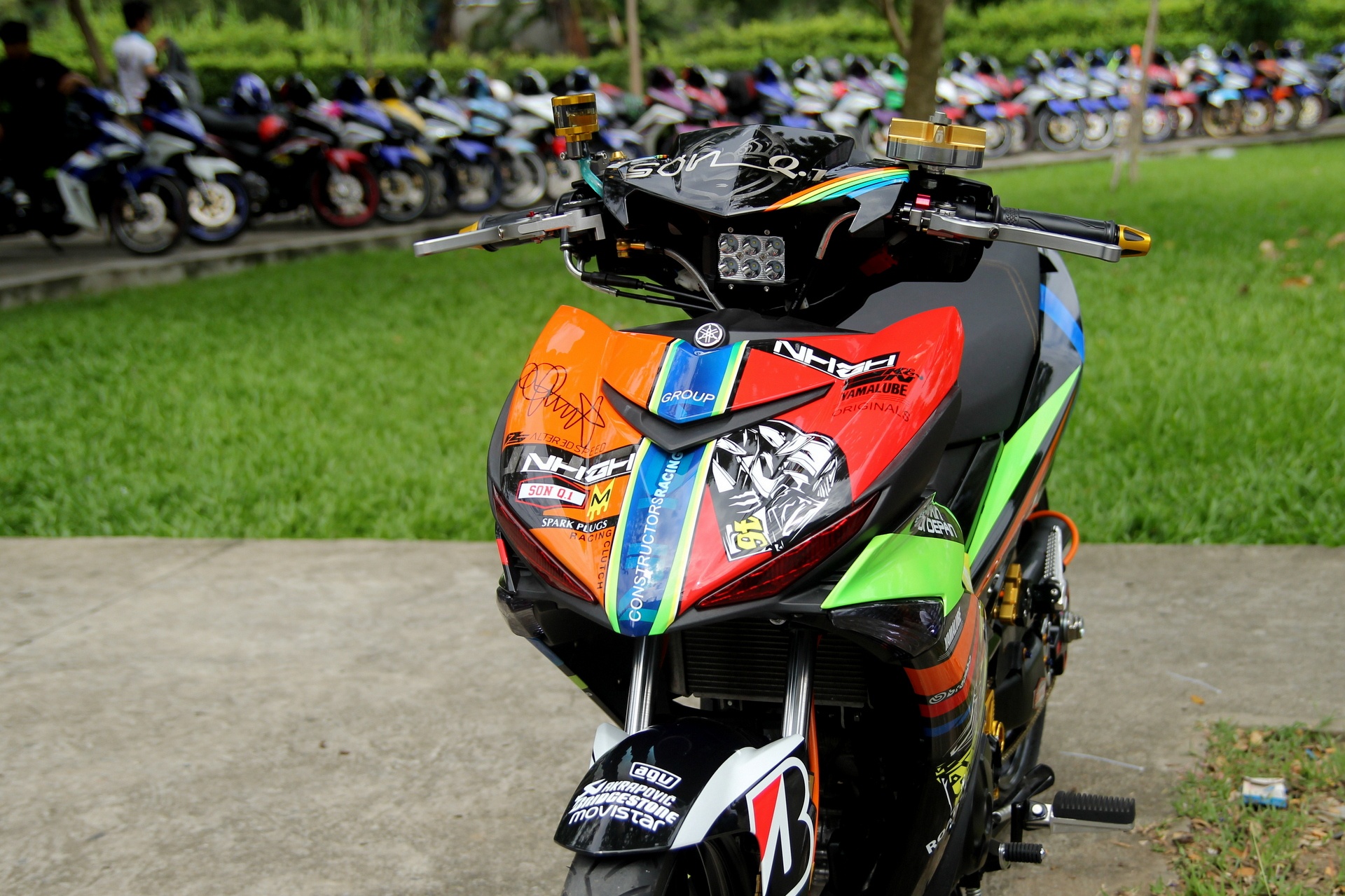 Exciter 150 do gap don va do choi hieu cua biker Sai Gon hinh anh