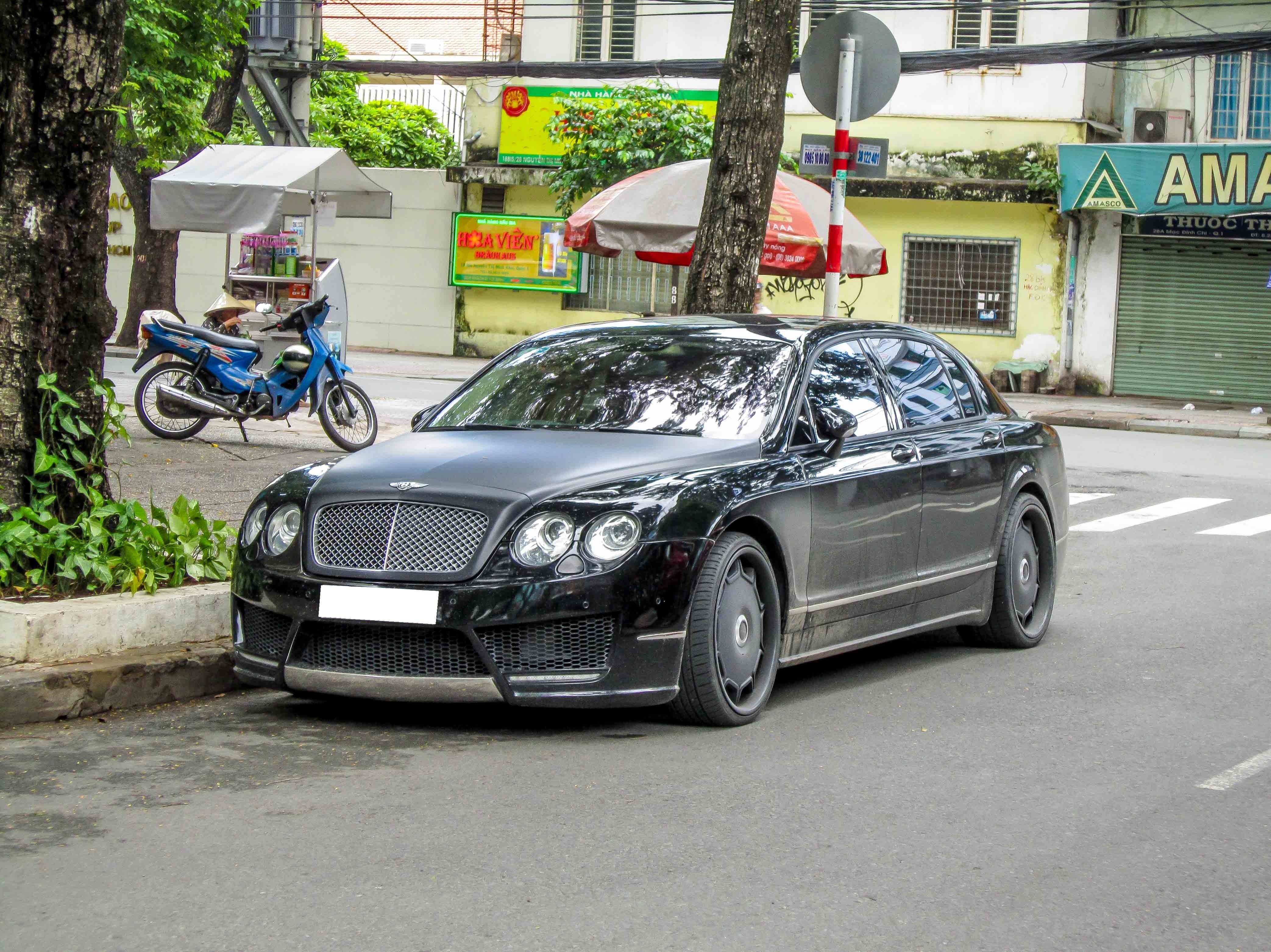 Bentley do Mansory phong cach ham ho o Sai Gon hinh anh