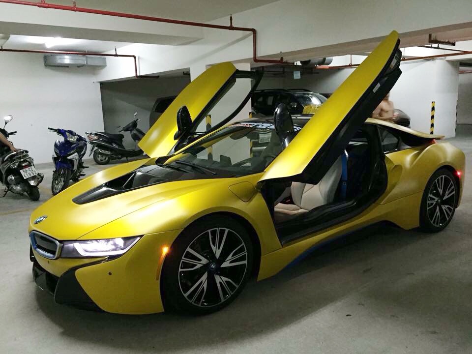 BMW i8 do thanh mau vang doc nhat tai Sai Gon hinh anh