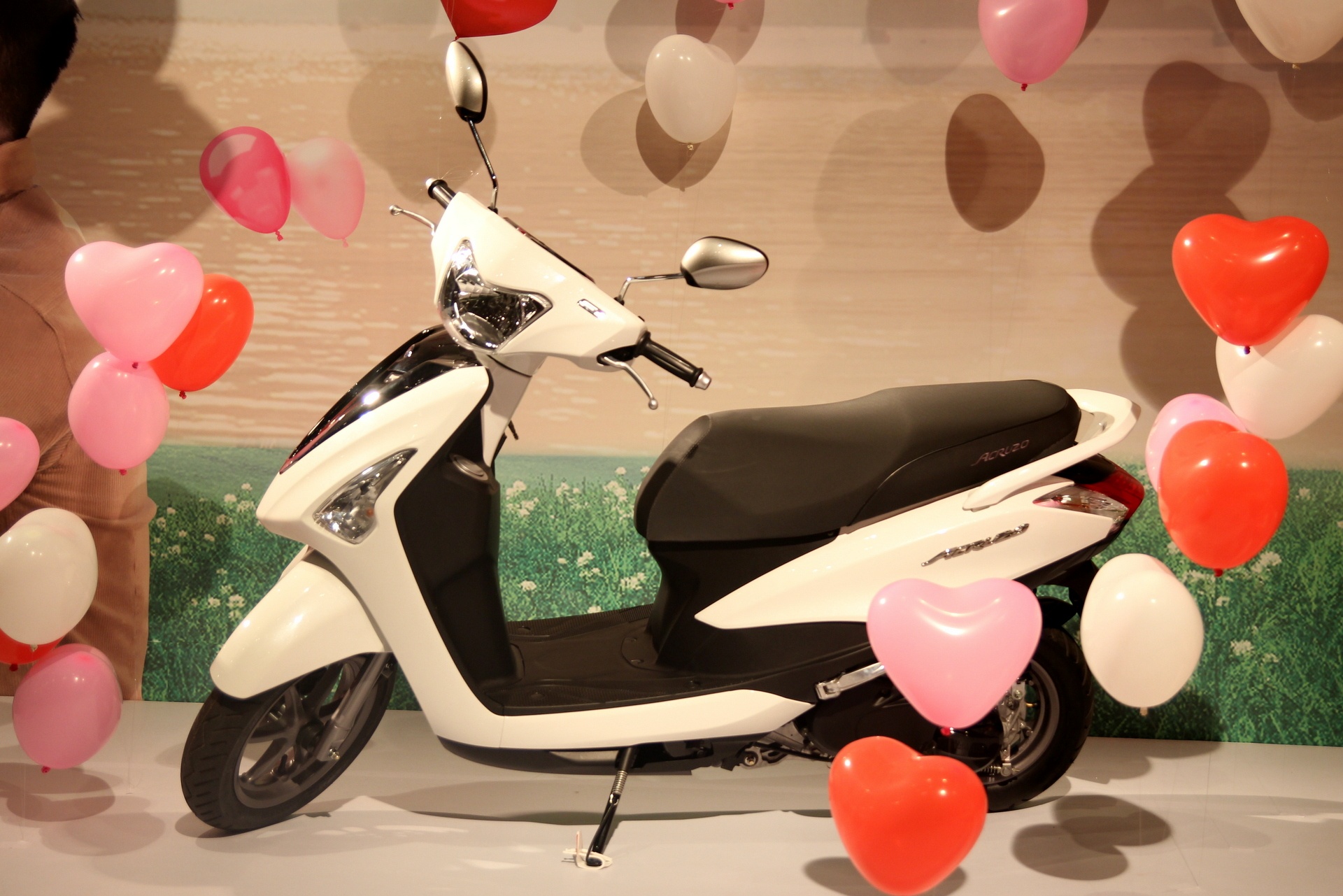 Danh gia nhanh Yamaha Acruzo hinh anh