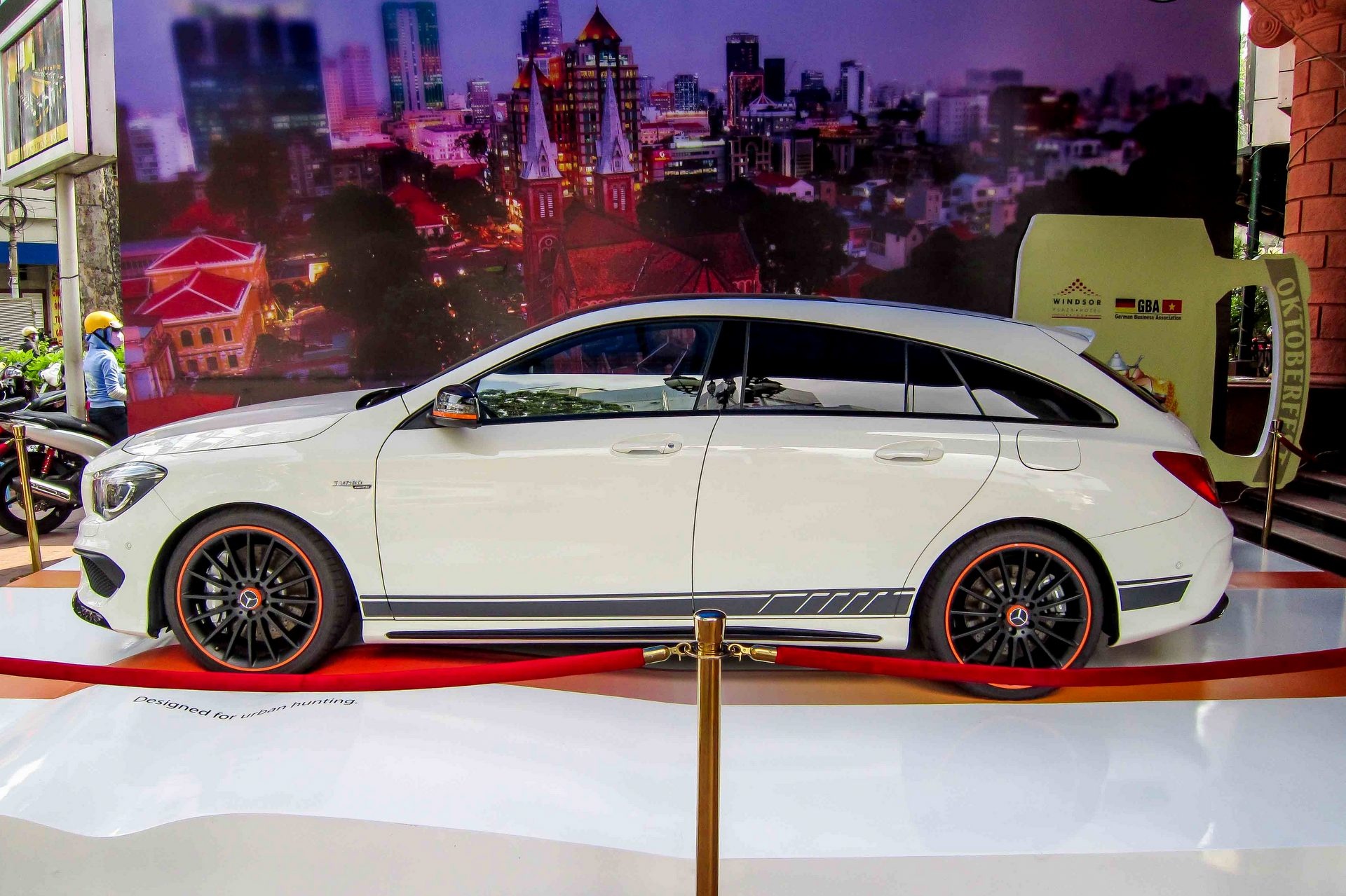 Hatchback hang hiem CLA 45 AMG Shooting Brake o Sai Gon hinh anh