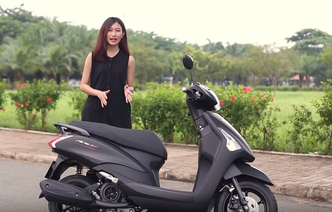 Yamaha Acruzo - xe tay ga cho nu co cop rong hinh anh