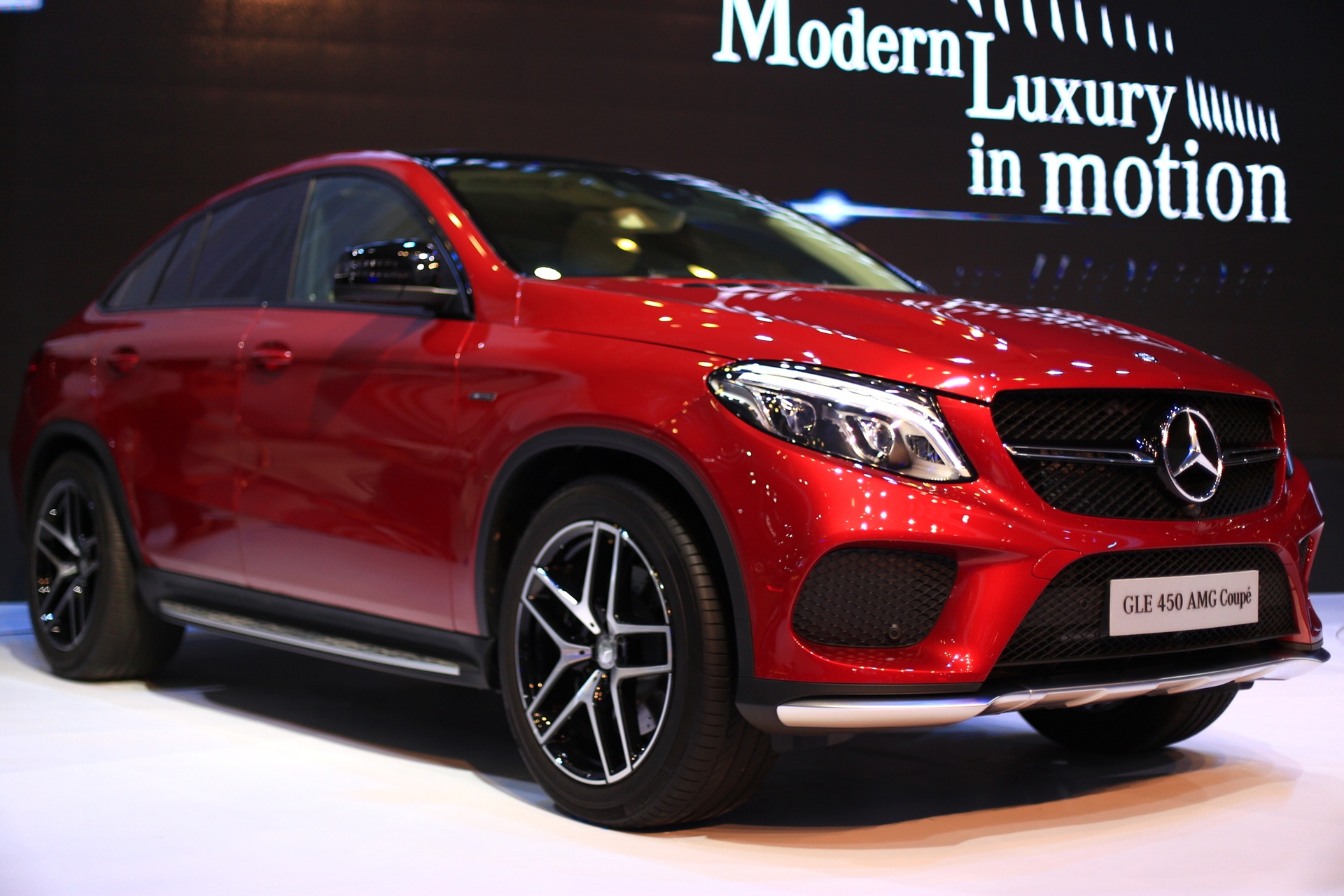 Anh chi tiet Mercedes GLE Coupe dau tien tai Viet Nam hinh anh