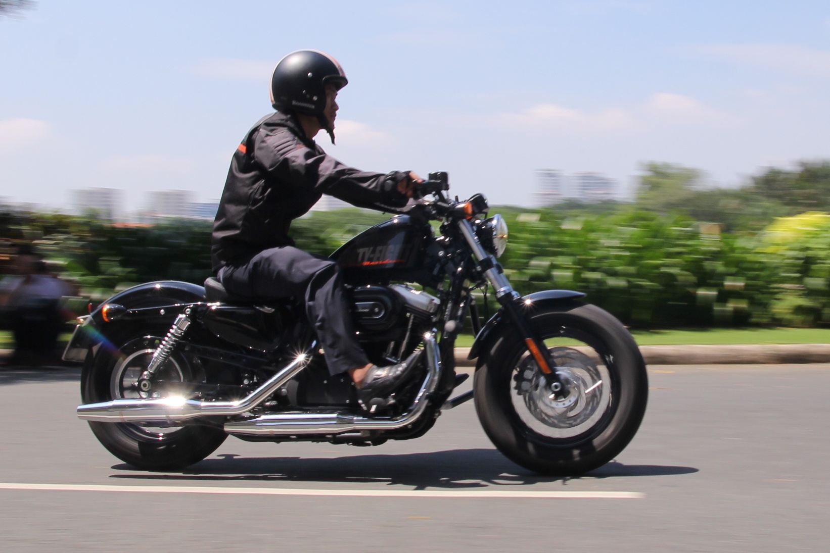 Ben McGinley ke qua trinh thiet ke Forty-Eight hinh anh