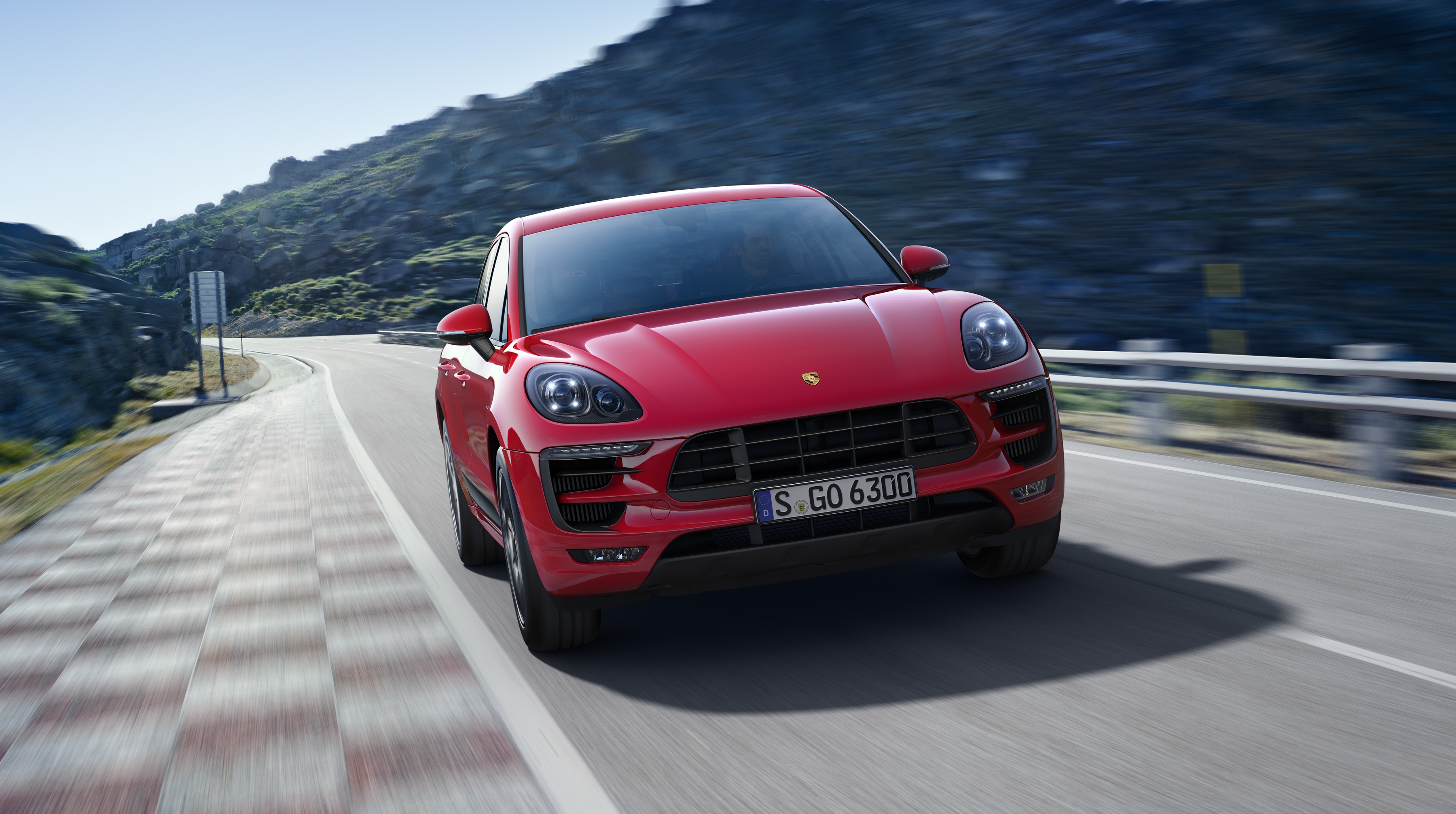 Porsche Macan GTS co gia 4 ty dong tai Viet Nam hinh anh