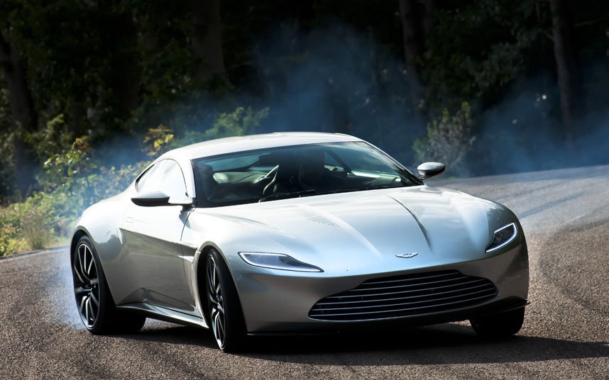 Chay thu sieu xe Aston Martin DB10 cua James Bond hinh anh