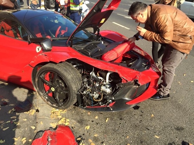 Pha tan sieu xe LaFerrari 1,4 trieu USD sau khi mua hinh anh