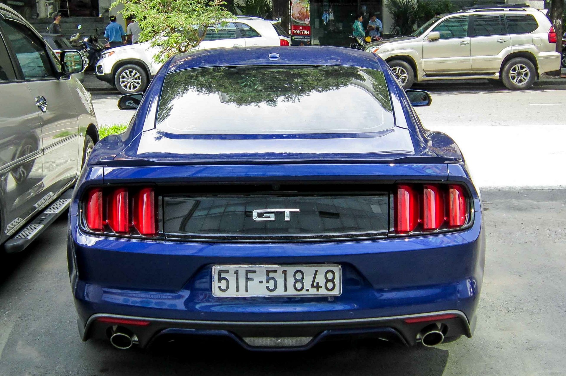 Xe doc Mustang GT dung tich 5 lit o Sai Gon hinh anh
