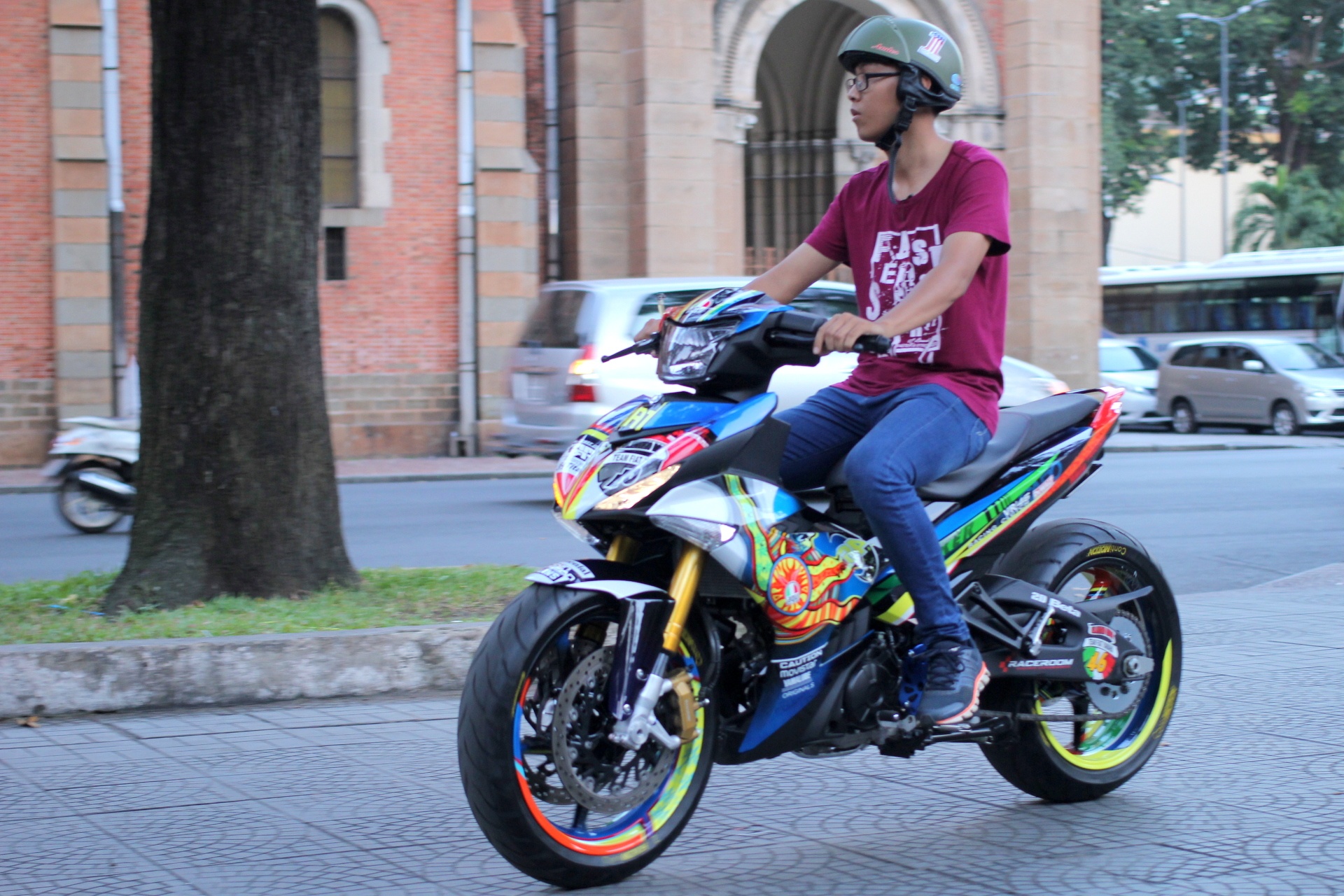 Trai nghiem nhanh Exciter 150 do phong cach phan khoi lon o Sai Gon hinh anh