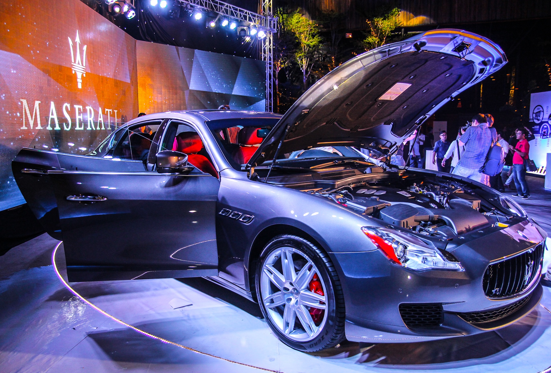 Maserati Quattroporte - doi thu cua S-Class tai Viet Nam hinh anh