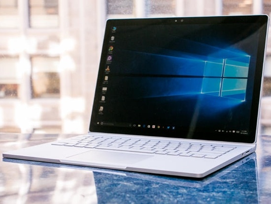 Microsoft Surface Book va Surface Pro 4 gap hang loat loi hinh anh