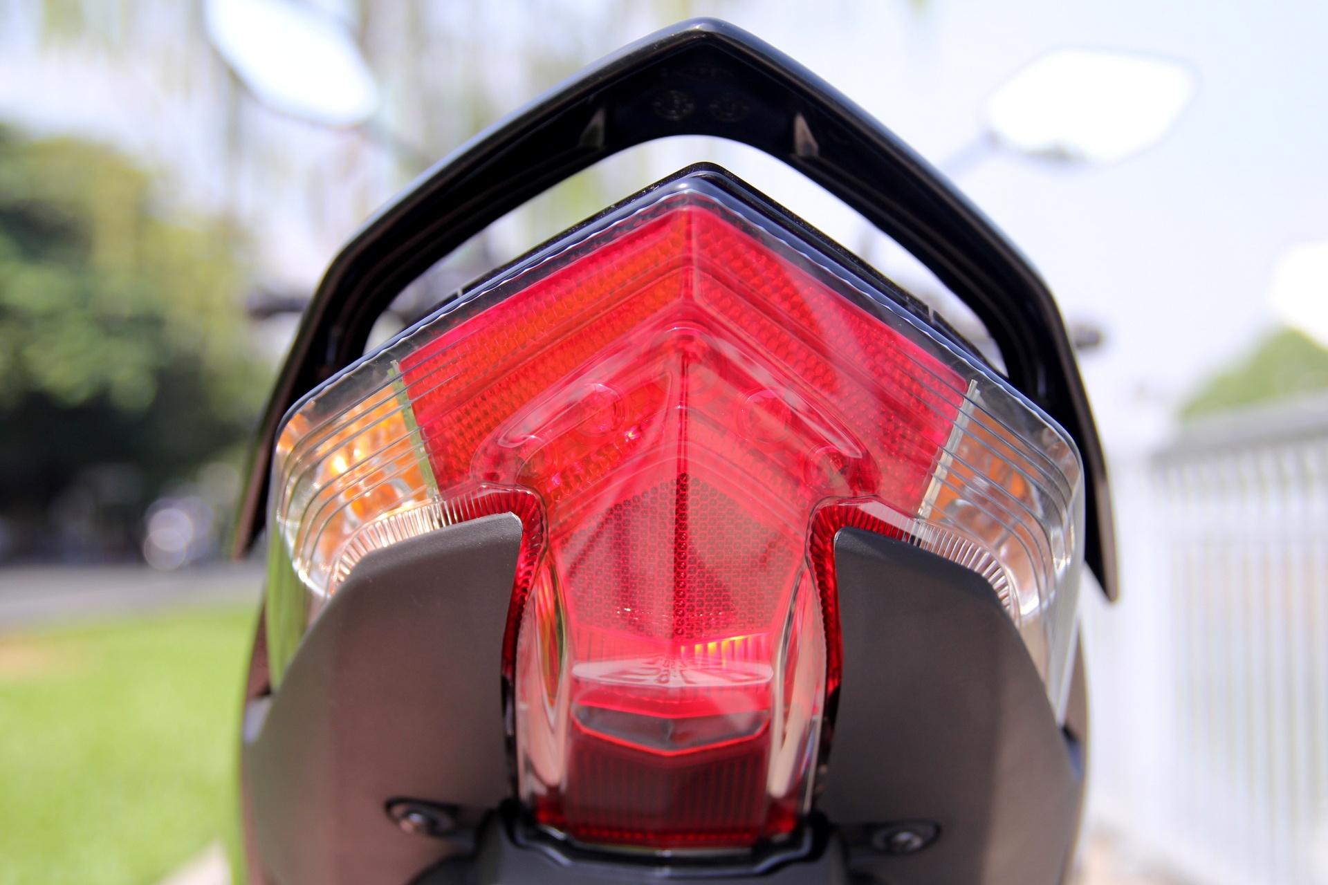 Gia lan banh cac mau xe so dat nhat Viet Nam anh 21