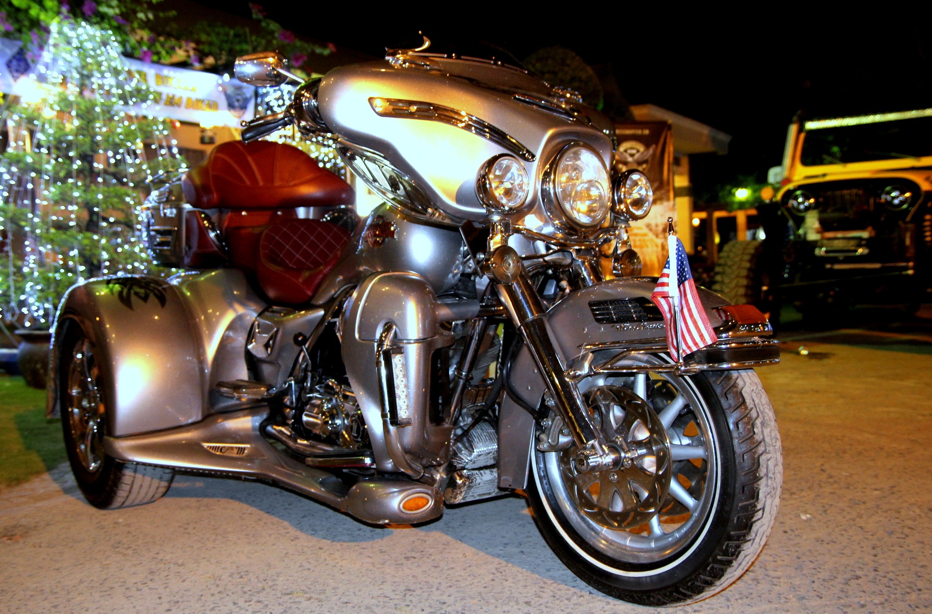 Sieu moto 3 banh hang hiem tai Sai Gon hinh anh