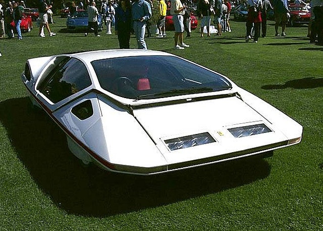 11 mau oto la lung nhat the gioi ban con co the nhin thay hinh anh