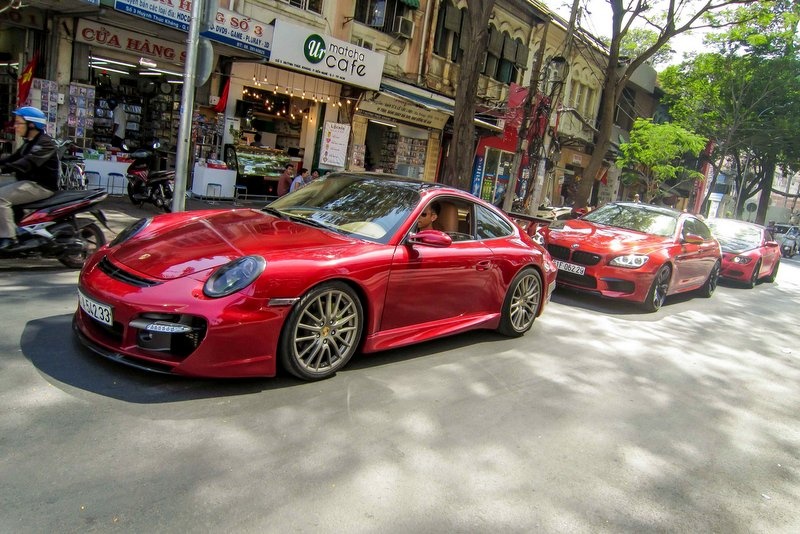 Sieu xe Porsche 911 do Techart mau do o Sai Gon hinh anh