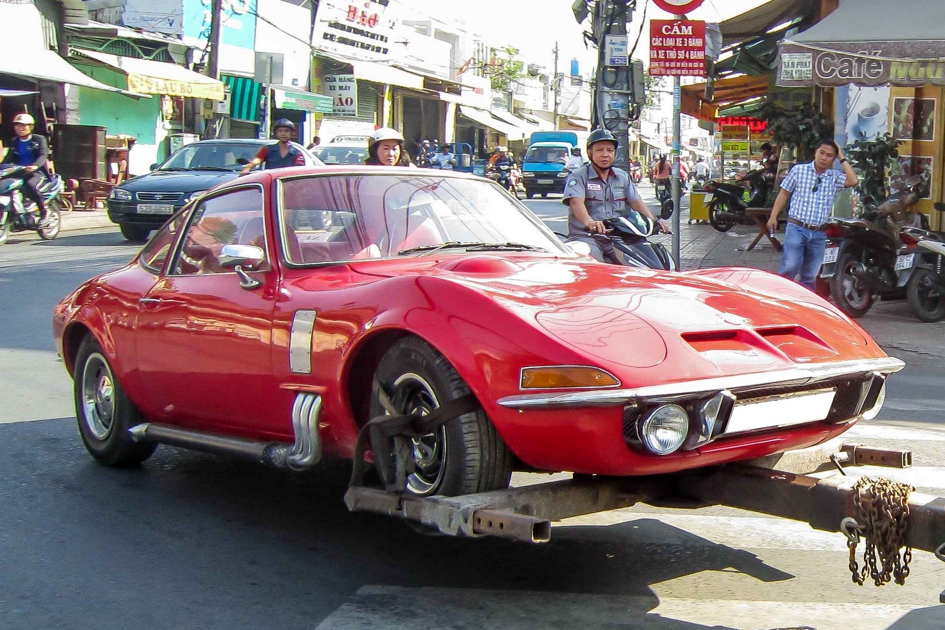 Xe co Opel GT hang hiem xuat hien o Sai Gon hinh anh