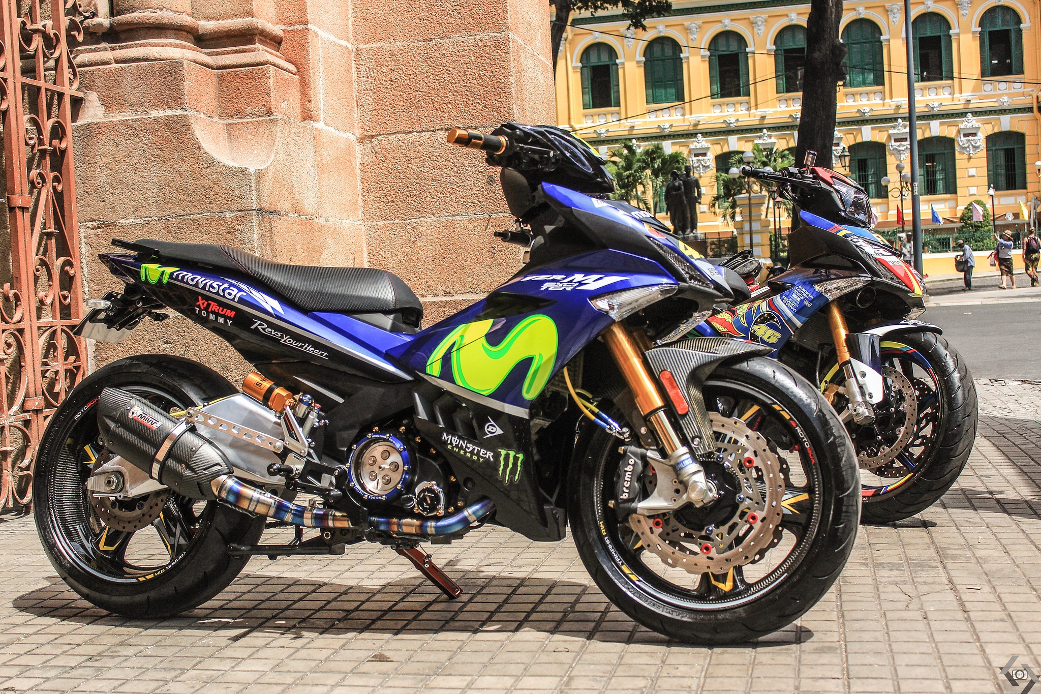 Yamaha 135 do kieu 150 phan khoi cua biker Sai Gon hinh anh