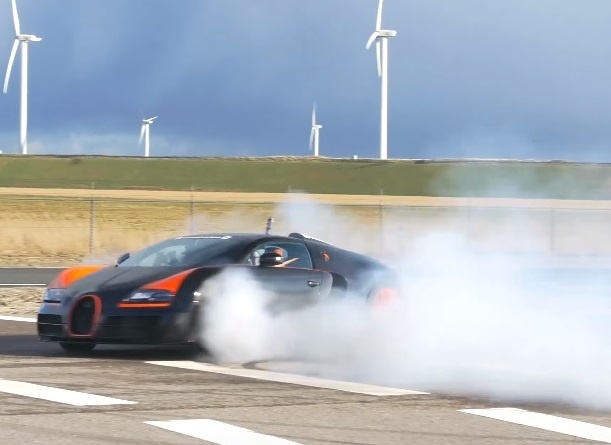 Man dot lop Veyron tri gia 42.000 USD hinh anh