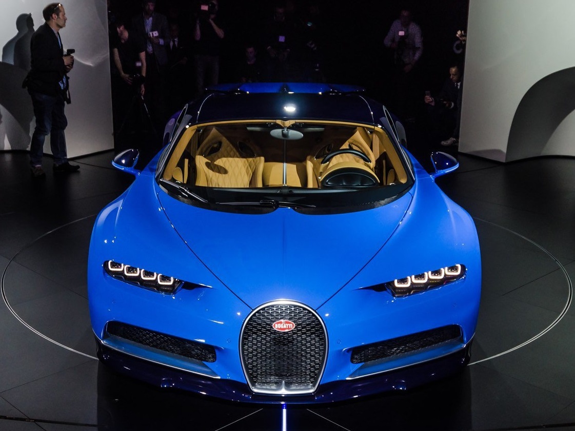 Bugatti Chiron chinh thuc ra mat, manh 1.500 ma luc hinh anh