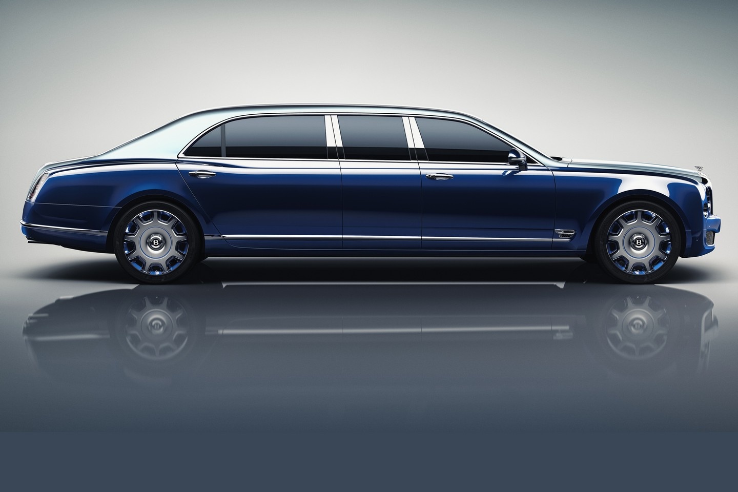 Mulsanne Gran Limousine - chuan muc moi cua xe sieu sang hinh anh