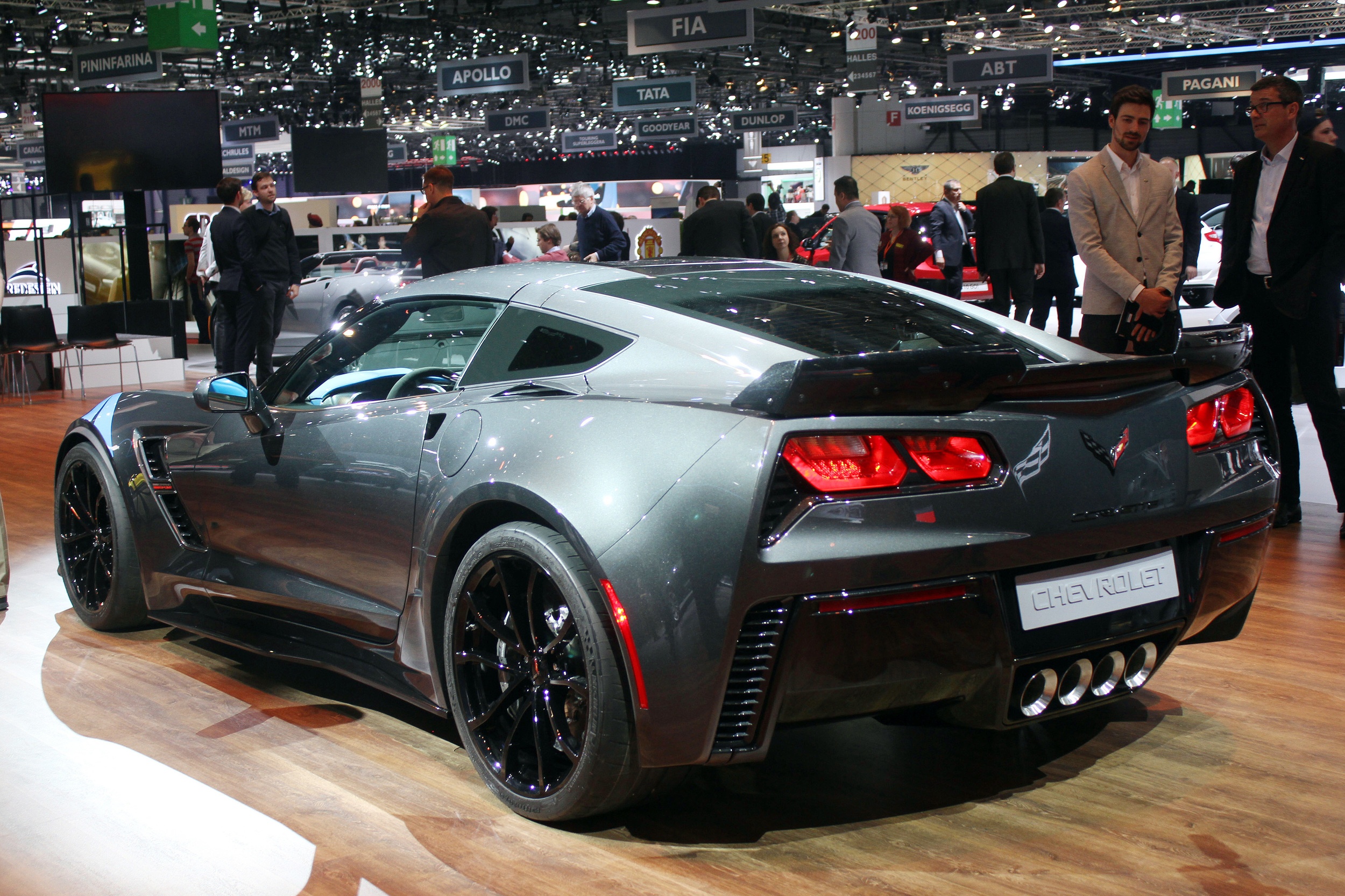 Chi tiet Corvette Grand Sport 2017 hinh anh