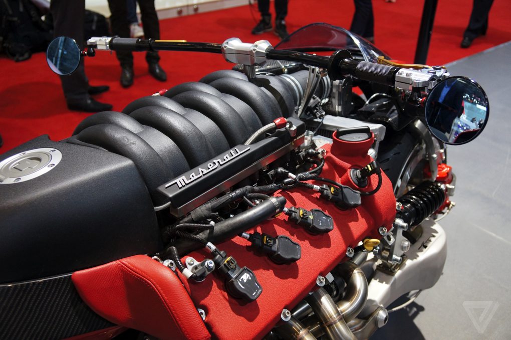 Lazareth LM847,  sieu moto,  Dodge Tomahawk,  Tron lightcycle,  Batman anh 2