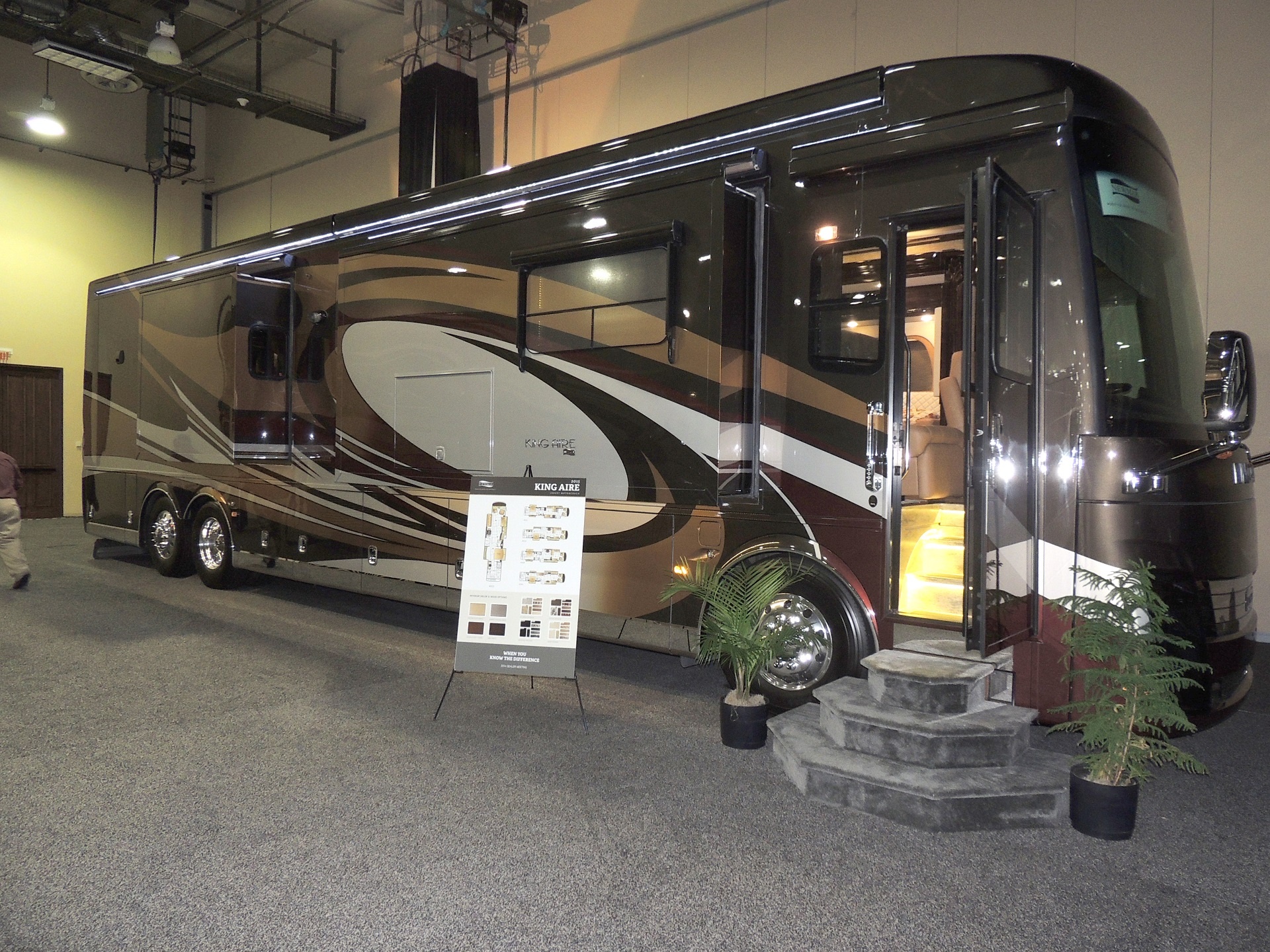 nha di dong,  nha di dong dat nhat the gioi,  xe nha di dong,  biet thu di dong,  motorhome anh 5