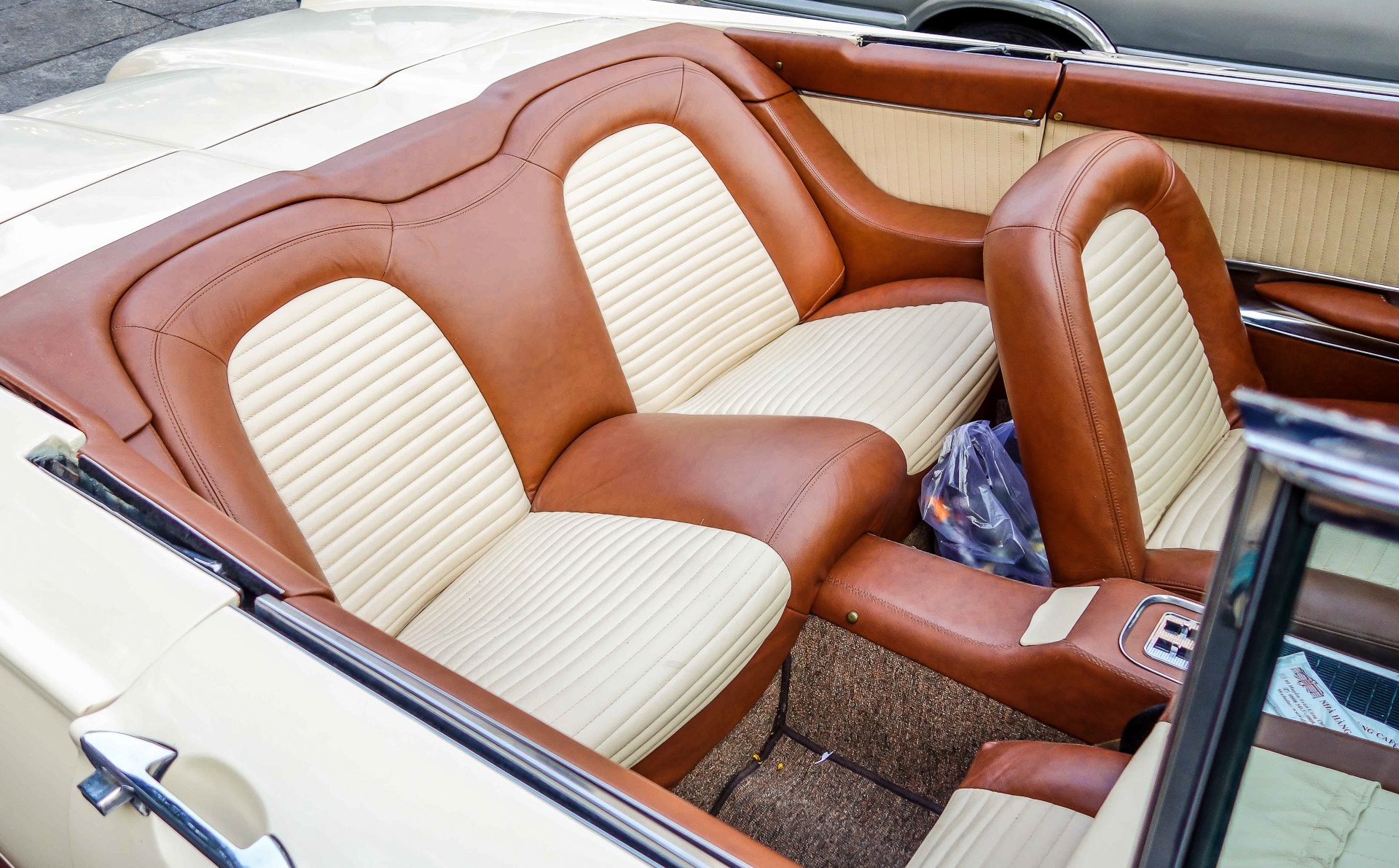 Ford Thunderbird,  xe the thao,  xe co,  xe co Sai Gon,  xe mui tran anh 9