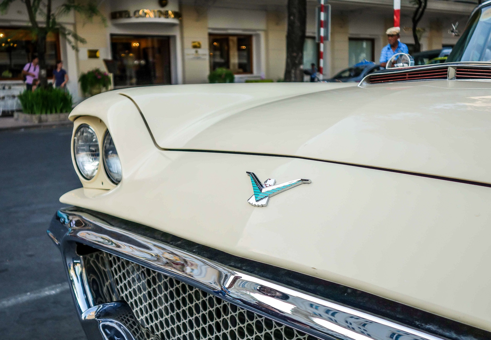 Ford Thunderbird,  xe the thao,  xe co,  xe co Sai Gon,  xe mui tran anh 10