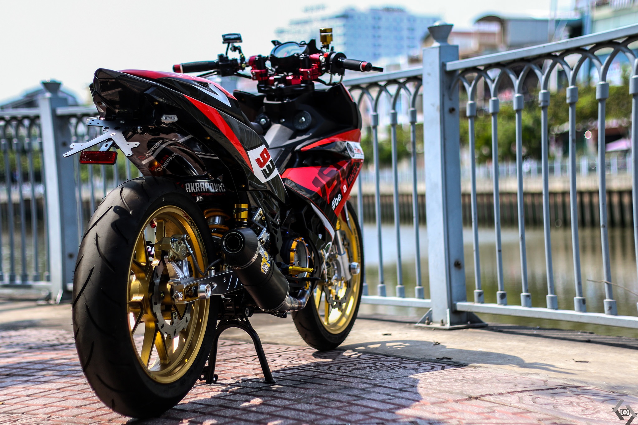 Exciter độ kiểu xe đua ở Sài Gòn ảnh 2 Exciter do kieu xe dua o Sai Gon anh 2