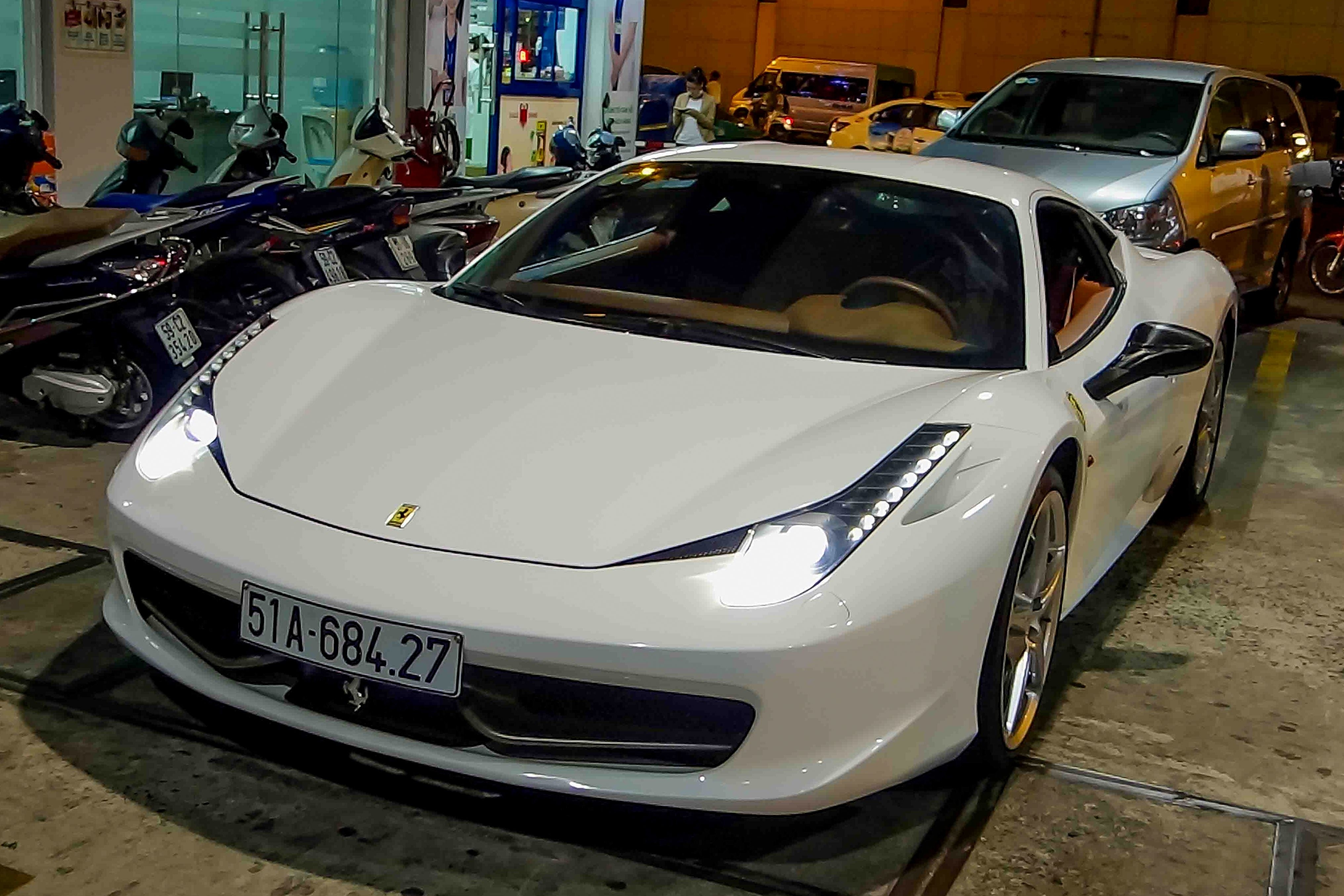 Ferrari 458 Italia cua thieu gia Phan Thanh anh 5