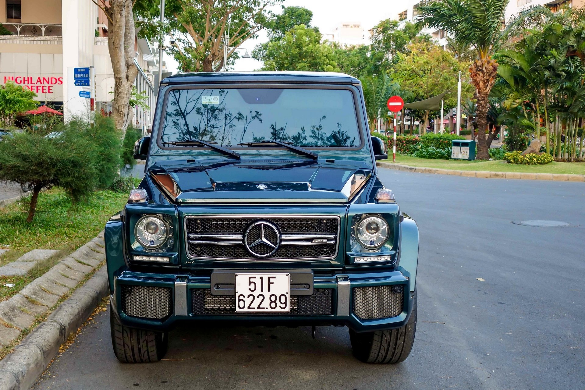 Mercedes G63 AMG màu lạ ở Sài Gòn ảnh 1 Mercedes G63 AMG mau la o Sai Gon anh 1
