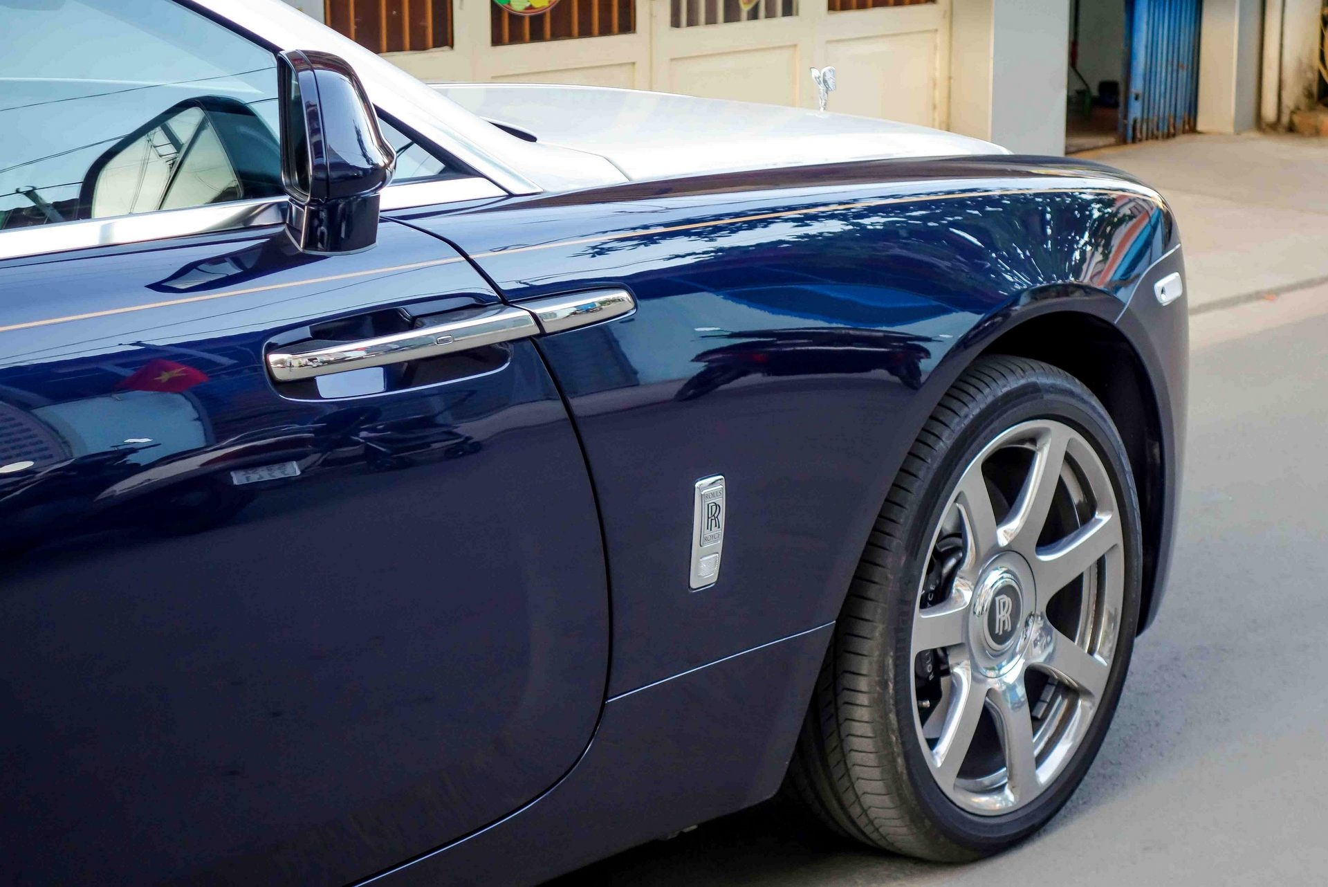 Rolls-Royce Wraith dau tien tai TP HCM anh 10