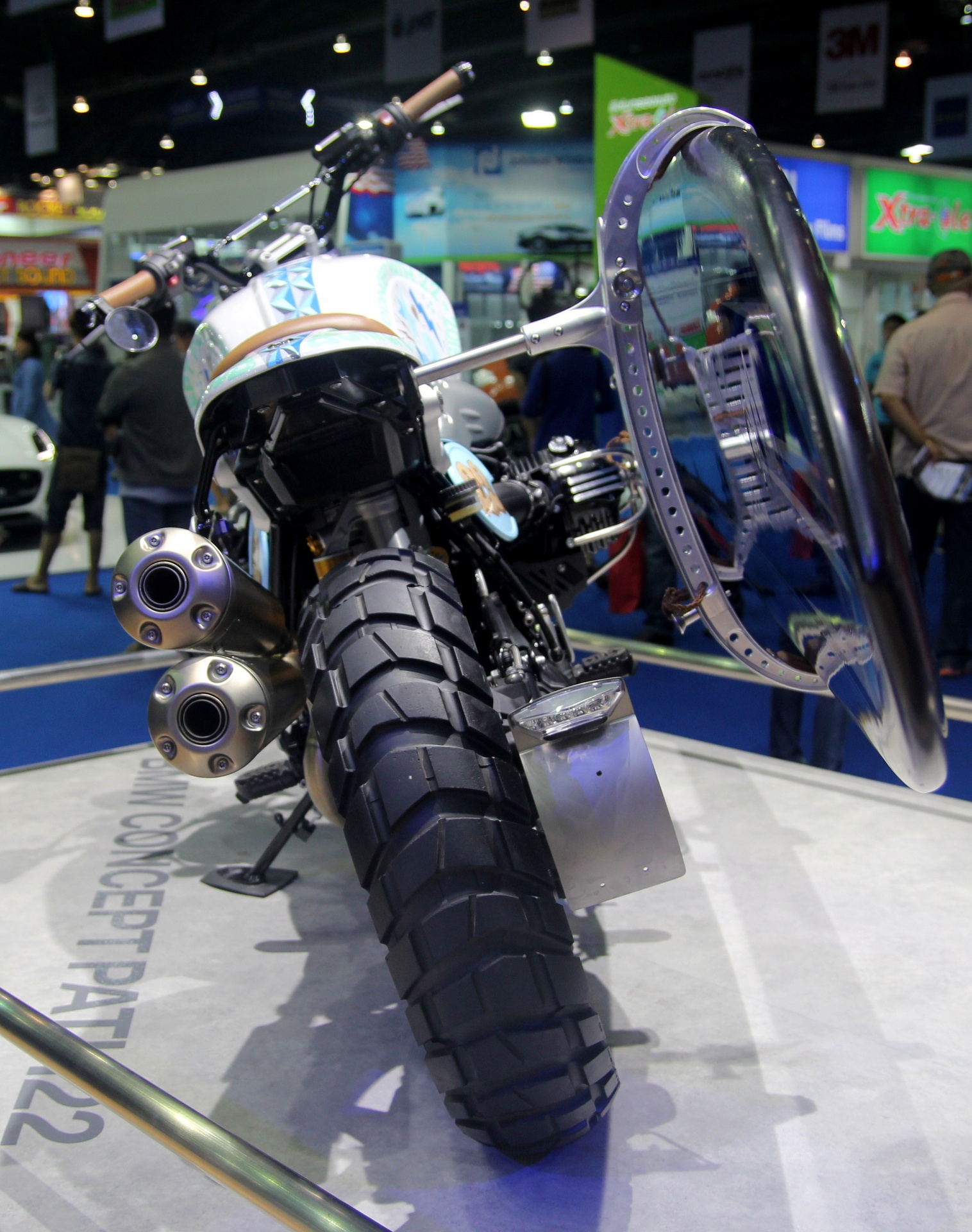 BMW R Nine T cho nguoi thich luot van anh 5