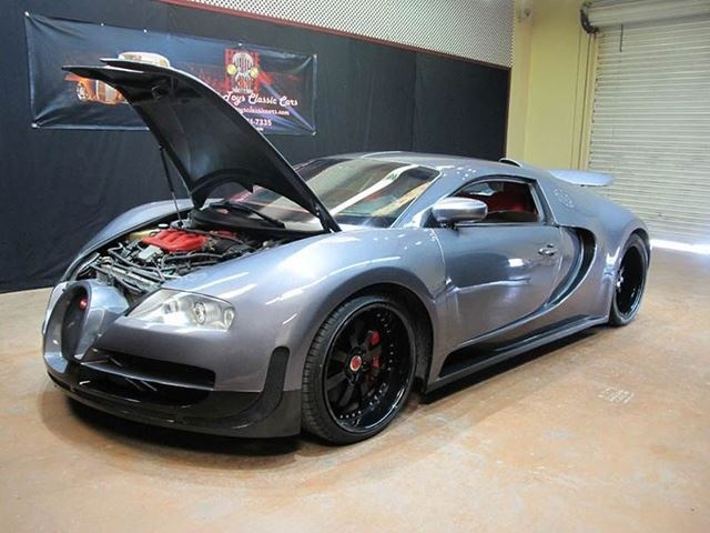 Bugatti Veyron nhai gia 82.000 USD hinh anh