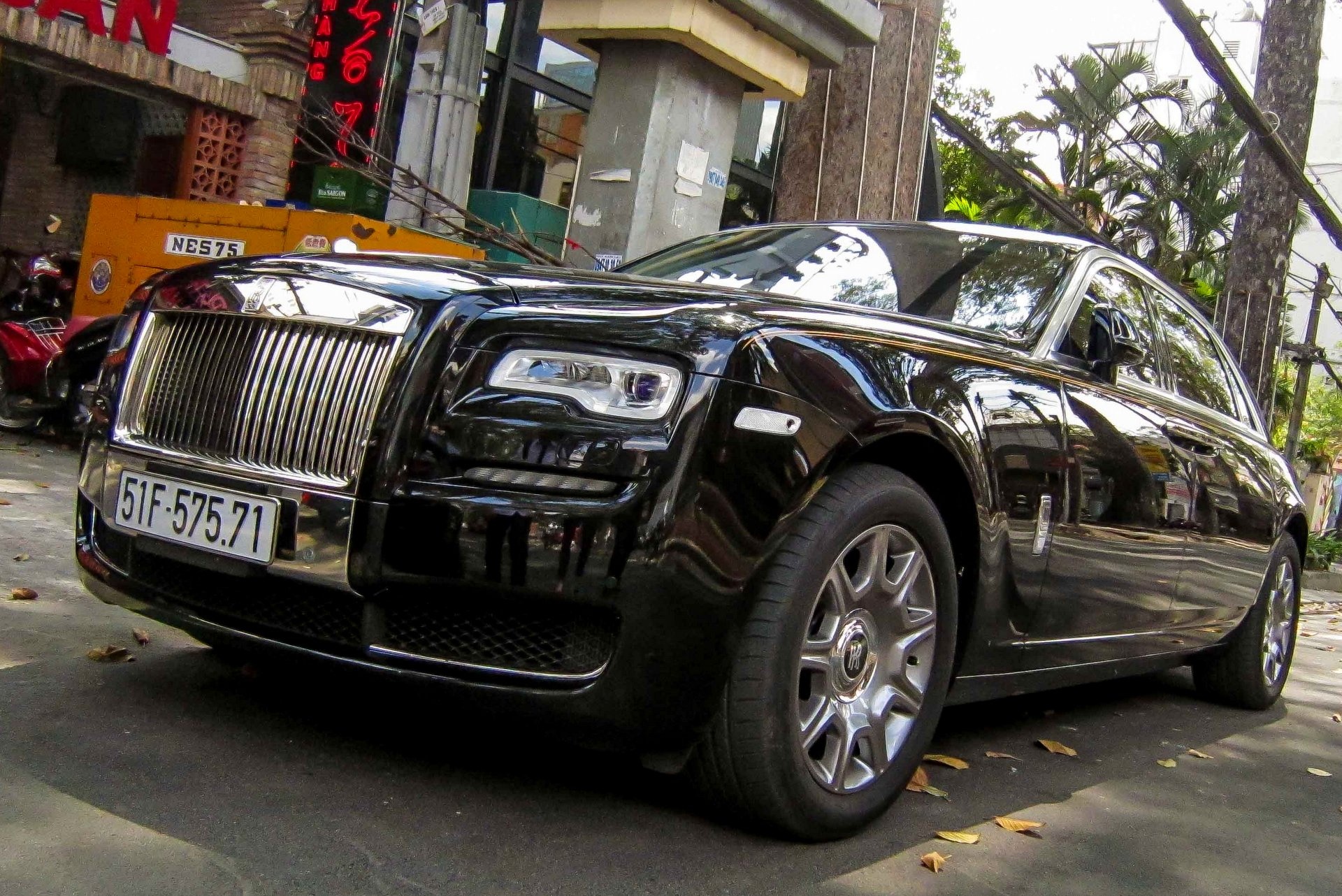 Ghost EWB Series II dau tien ra bien anh 2