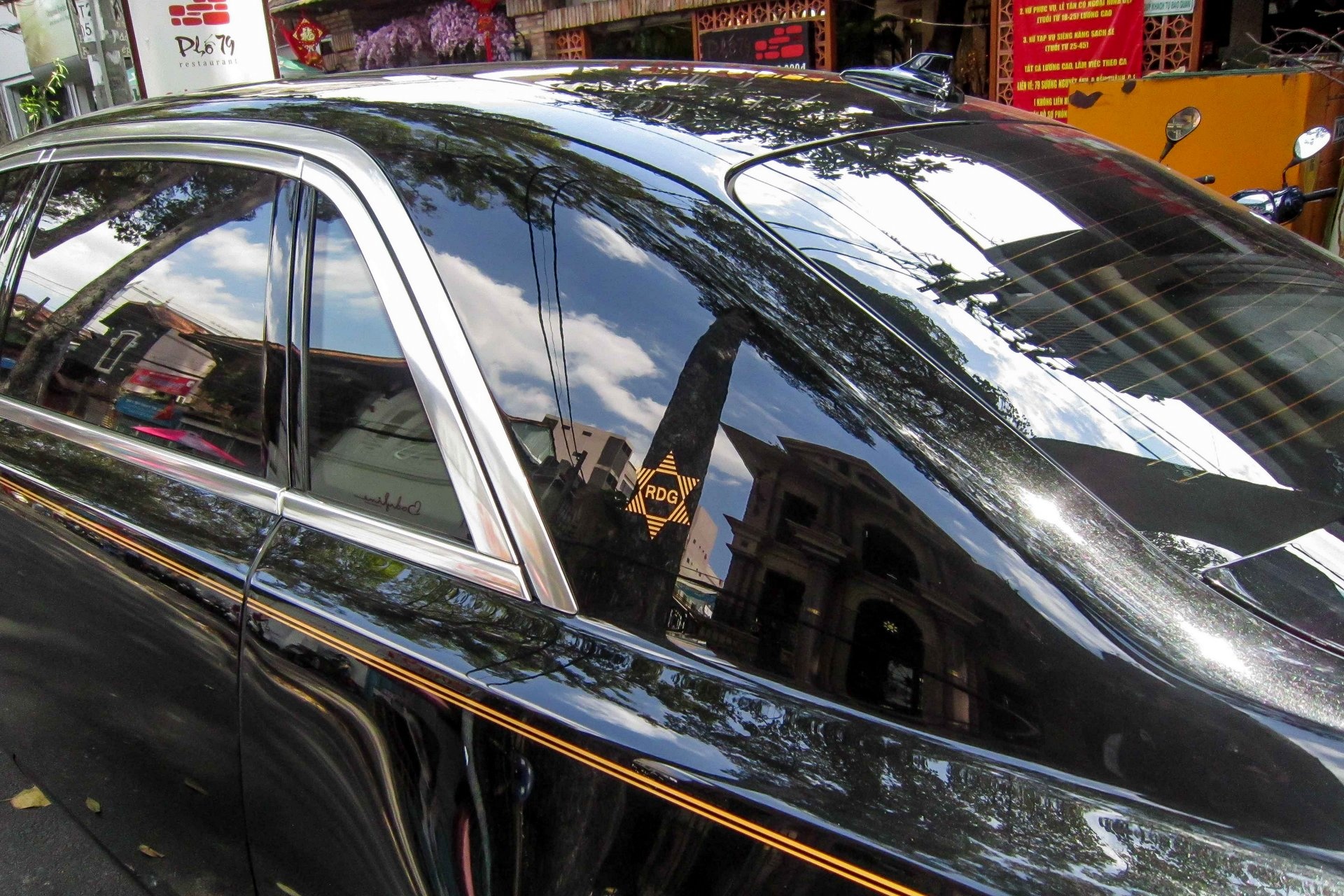 Ghost EWB Series II dau tien ra bien anh 6