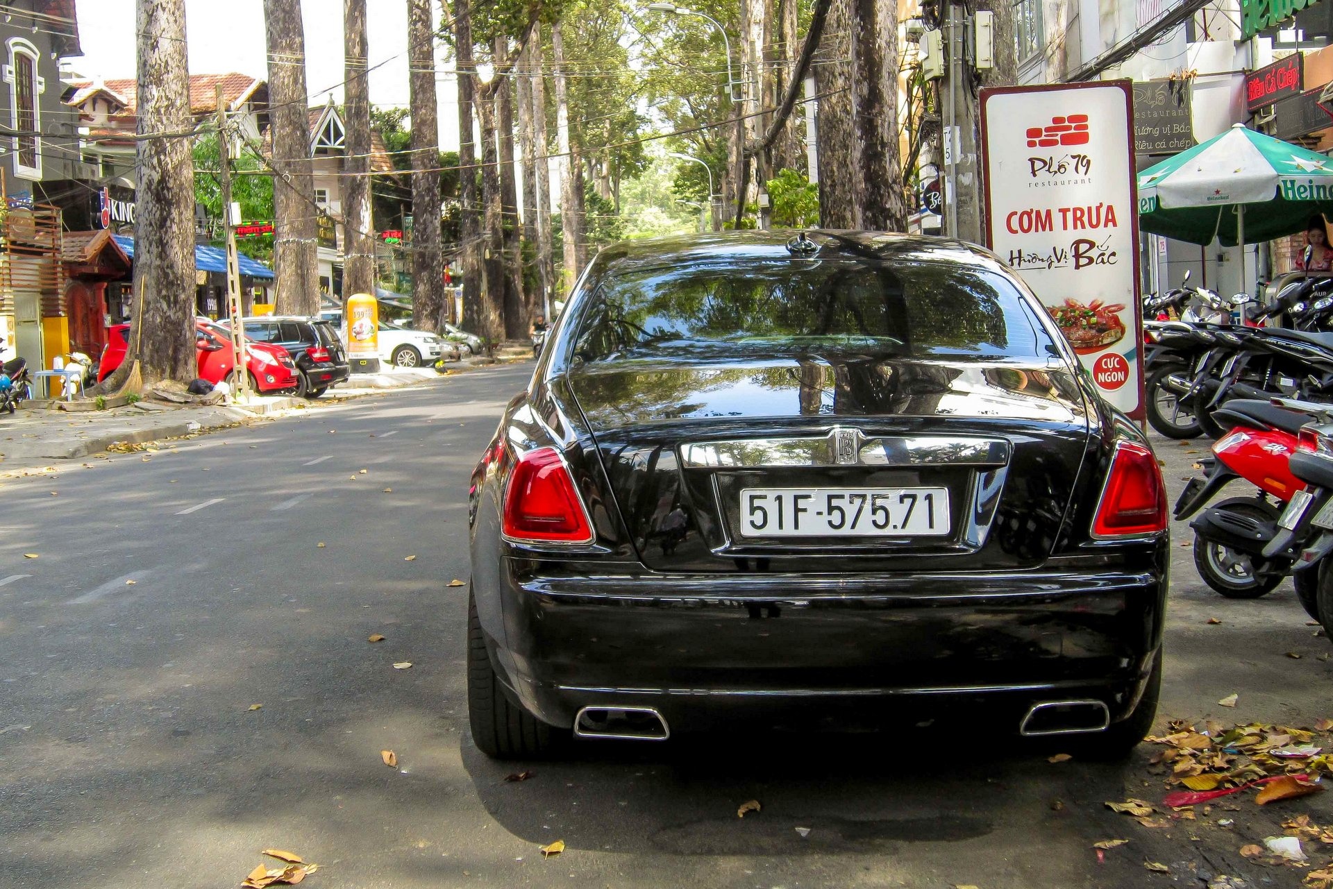 Ghost EWB Series II dau tien ra bien anh 10