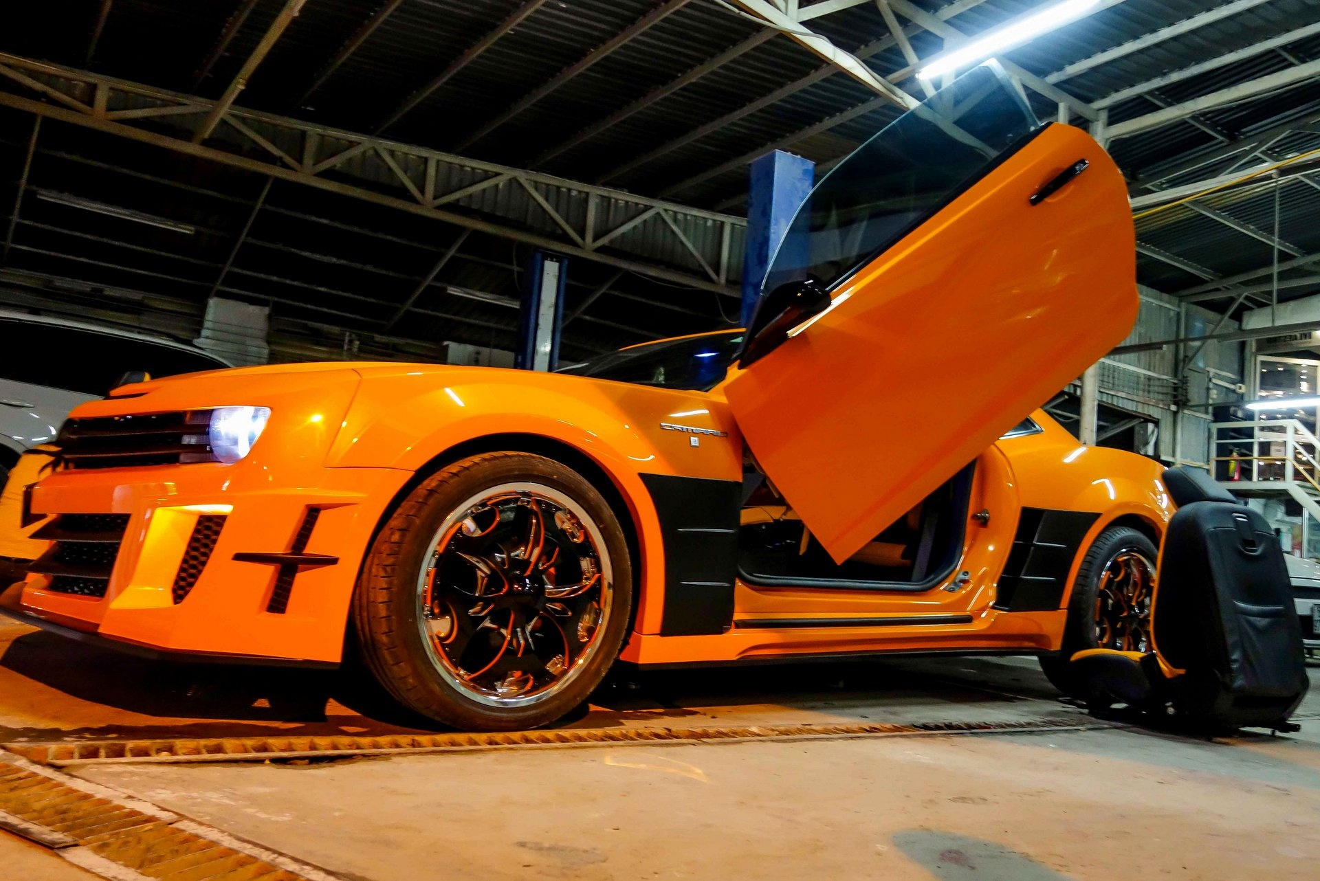 Chevrolet Camaro do phong cach Transformers anh 8