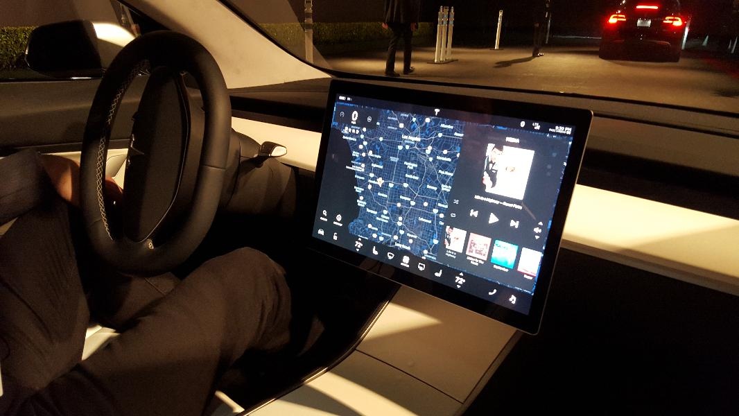 Xe điện Tesla Model 3 ảnh 3 Xe dien Tesla Model 3 anh 3